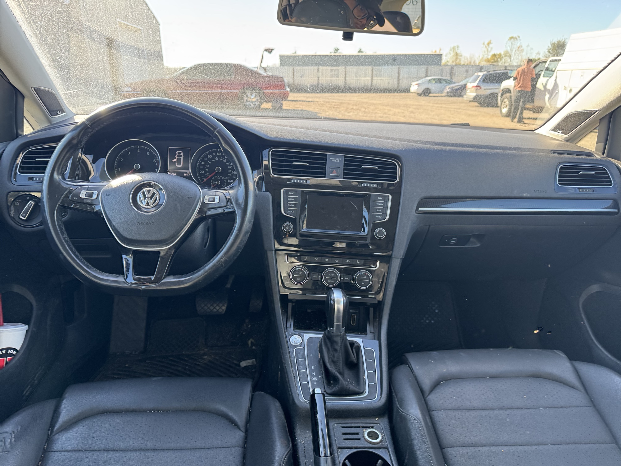 2015 volkswagen golf-sportwagen tsi-s-6a with 186366 miles for sale near Elk River, Minnesota 106840_34_whole_dash.jpg