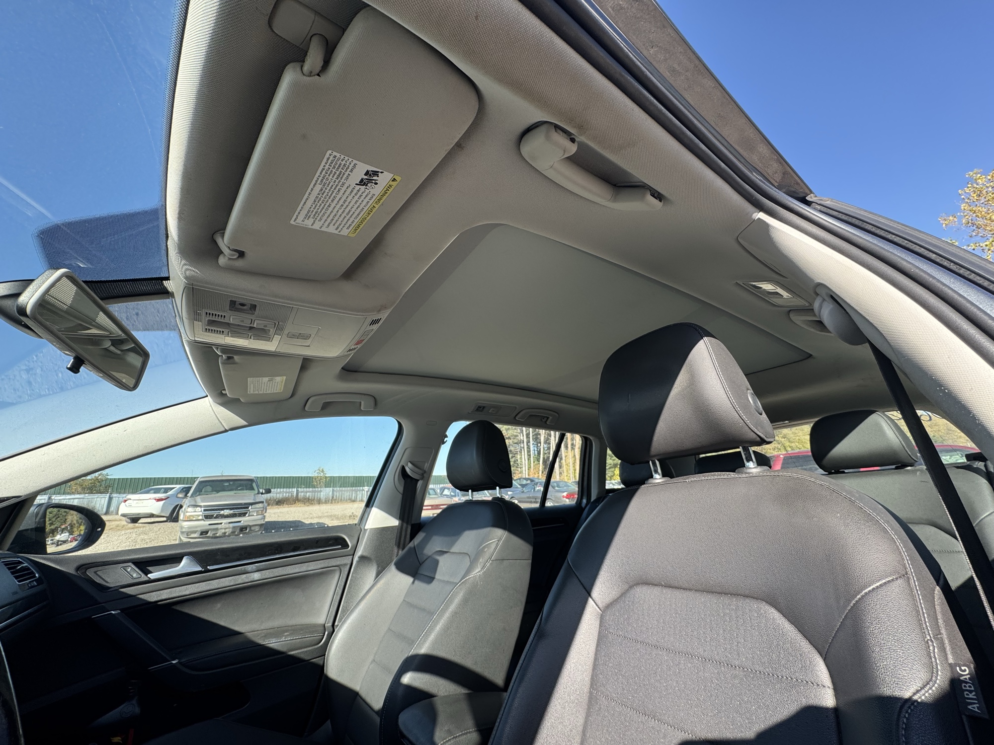 2015 volkswagen golf-sportwagen tsi-s-6a with 186366 miles for sale near Elk River, Minnesota 106840_35_headliner_sunroof.jpg