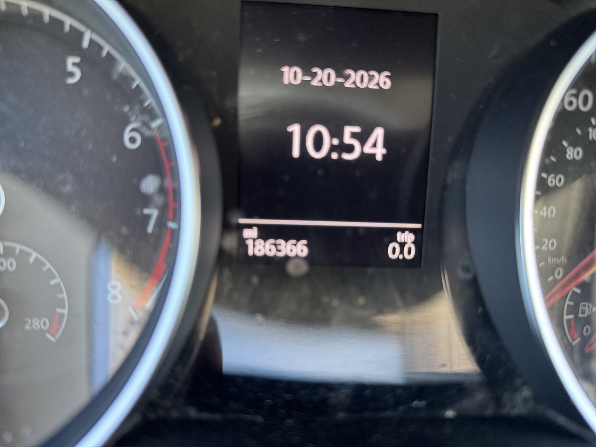 2015 volkswagen golf-sportwagen tsi-s-6a with 186366 miles for sale near Elk River, Minnesota 106840_44_mileage_closeup.jpg
