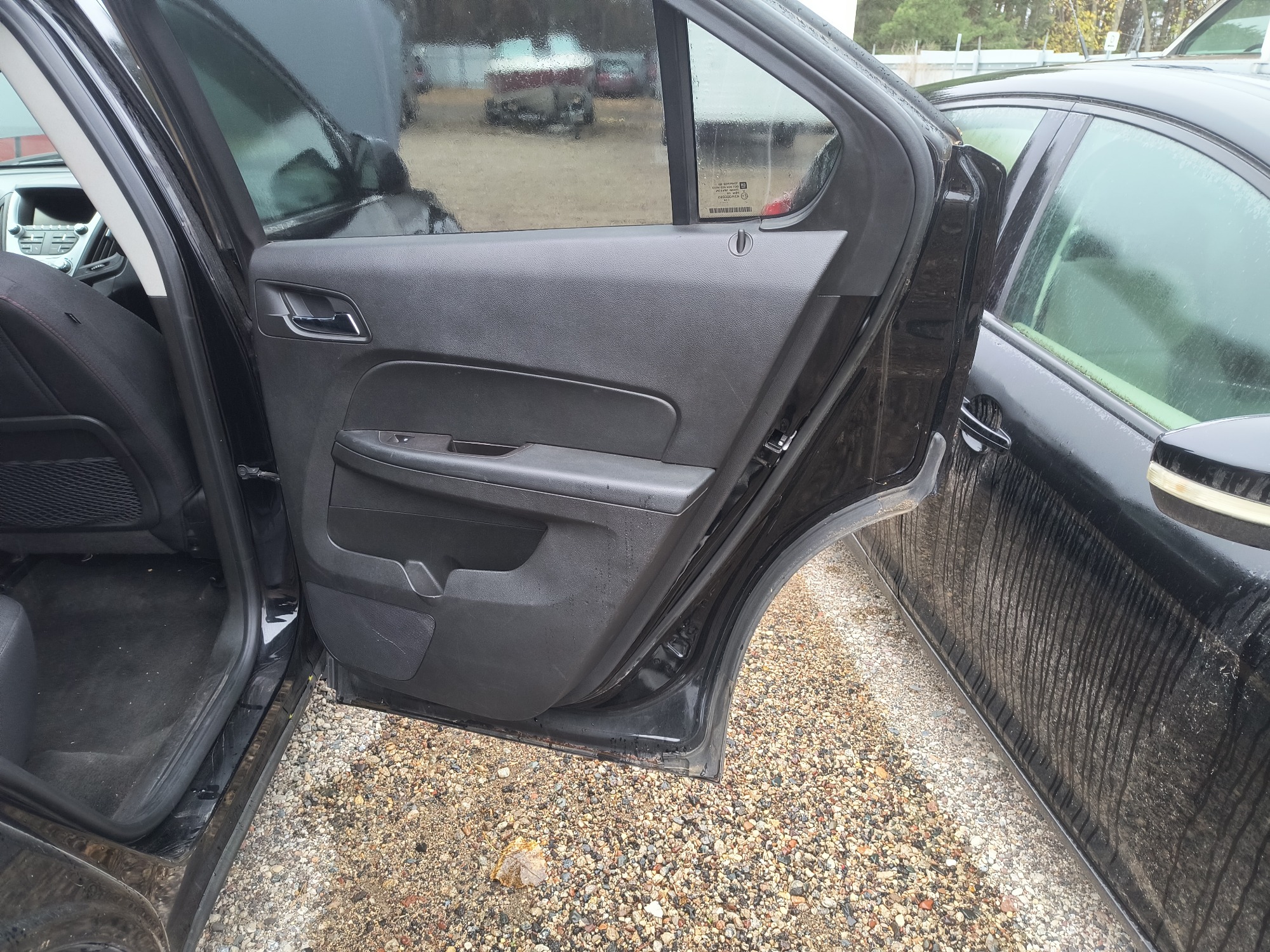 2015 chevrolet equinox 1lt-awd with 141371 miles for sale near Elk River, Minnesota 106841_30_pass_rear_door_panel.jpg
