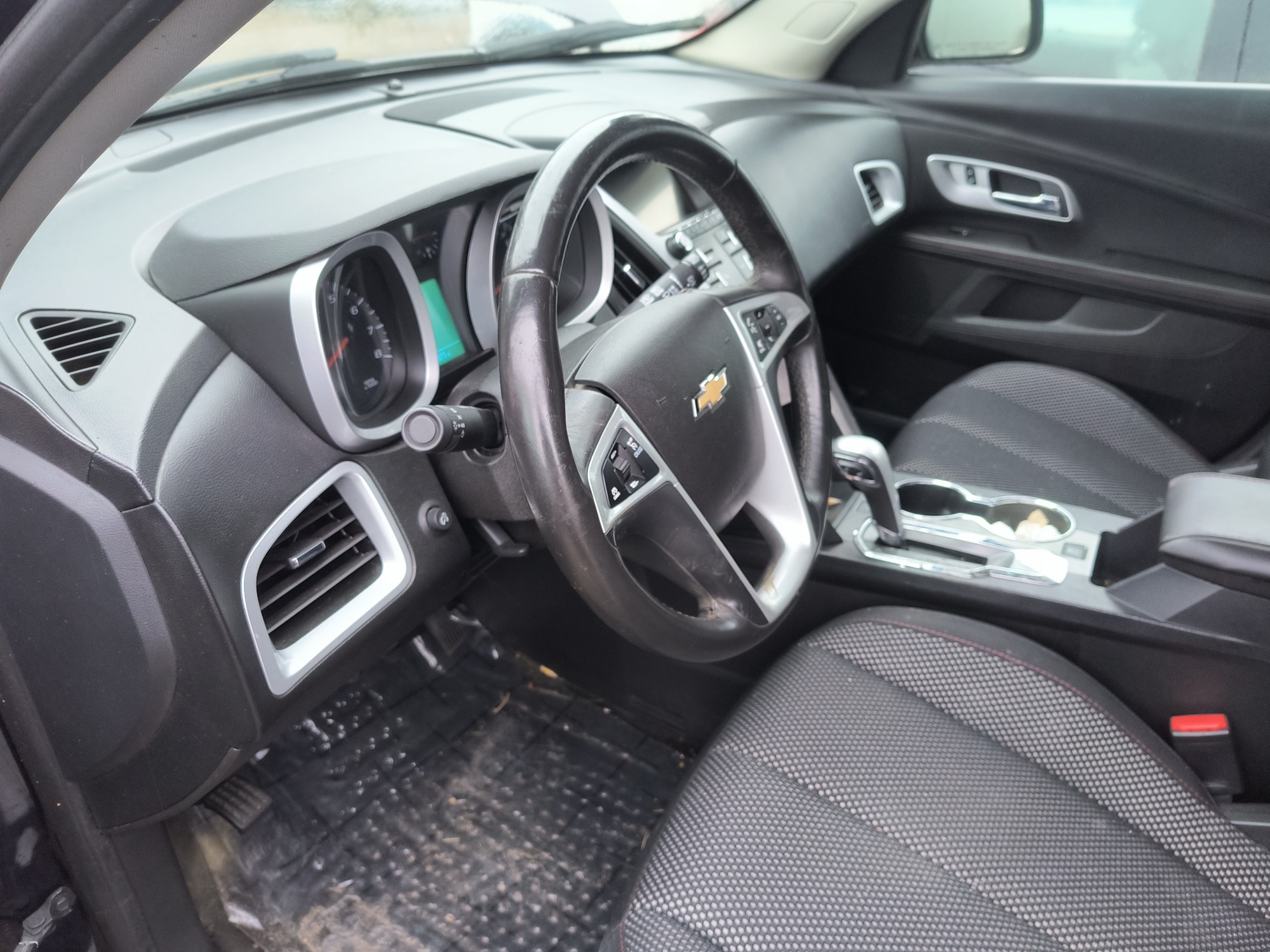 2015 chevrolet equinox 1lt-awd with 141371 miles for sale near Elk River, Minnesota 106841_37_left_of_steering_wheel.jpg