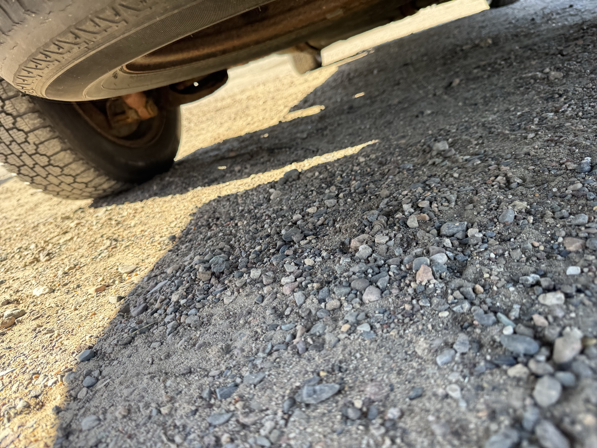 2002 toyota sienna le with 98994 miles for sale near Elk River, Minnesota 106842_19_undercar_rear.jpg