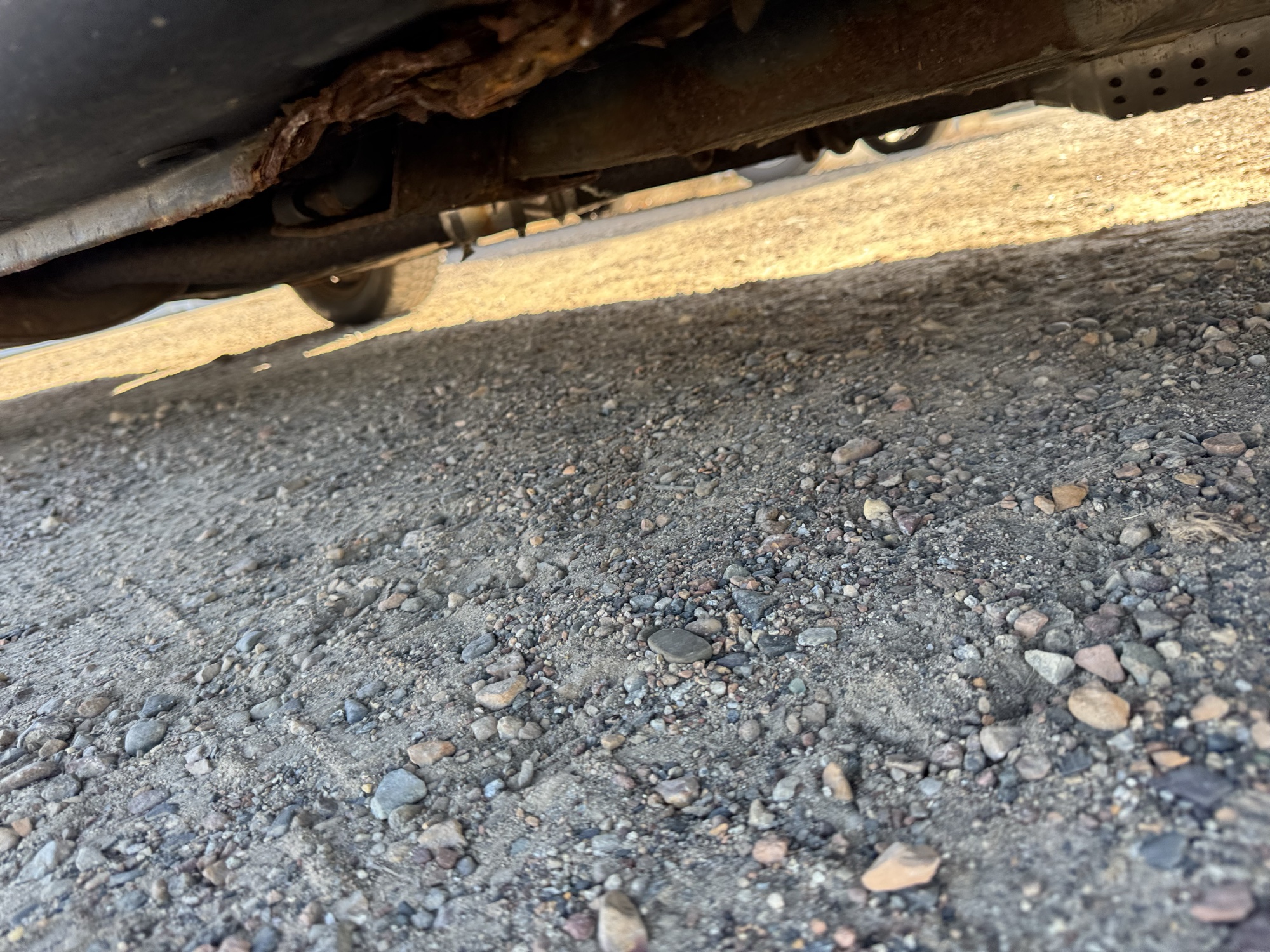 2002 toyota sienna le with 98994 miles for sale near Elk River, Minnesota 106842_21_undercar_pass_side.jpg