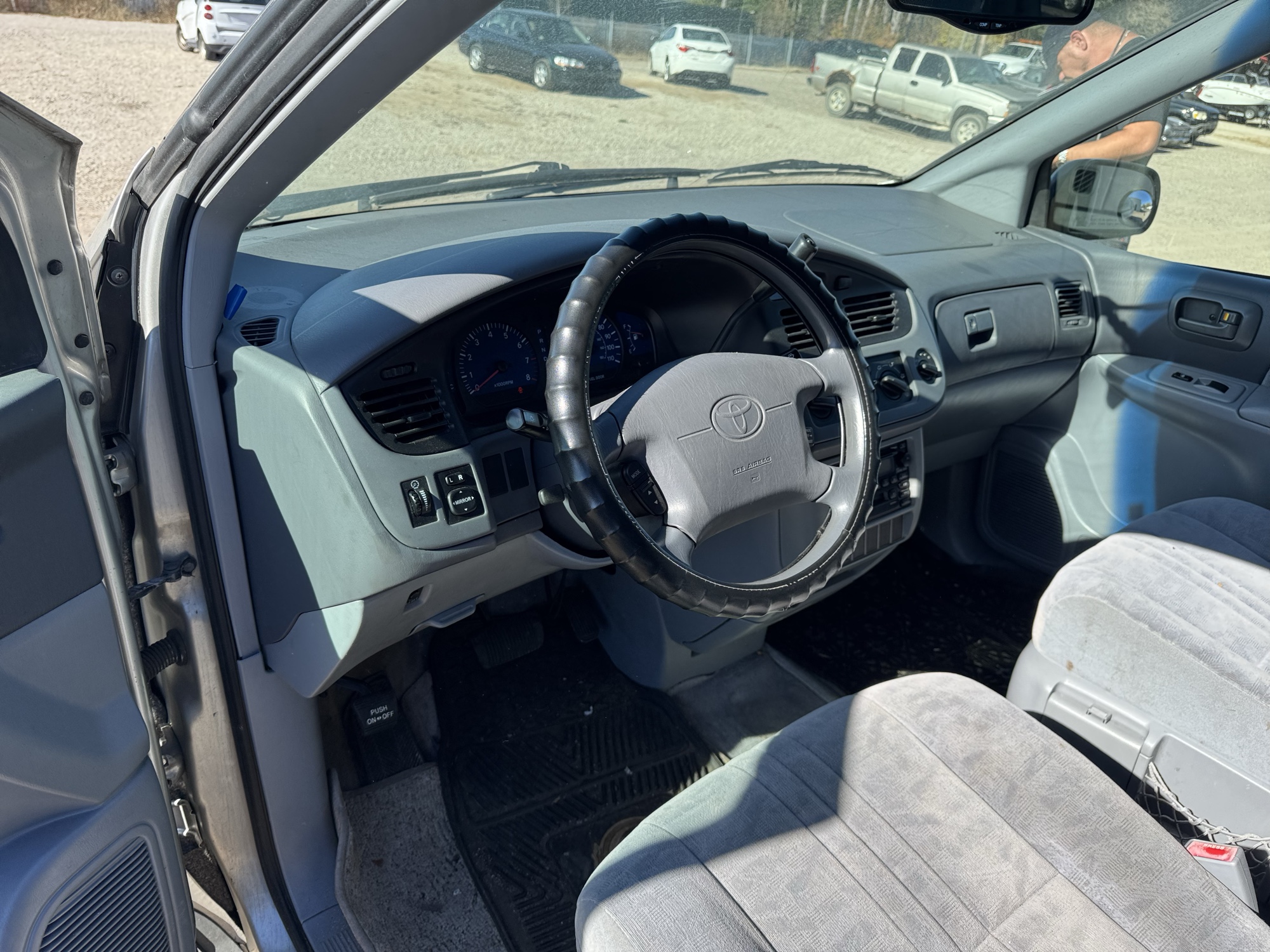 2002 toyota sienna le with 98994 miles for sale near Elk River, Minnesota 106842_33_dash_from_driver.jpg
