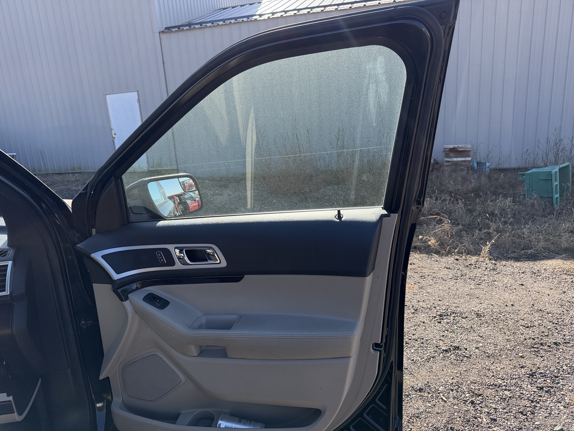 2015 ford explorer limited-4wd with 203681 miles for sale near Elk River, Minnesota 106843_32_passenger_door_panel.jpg