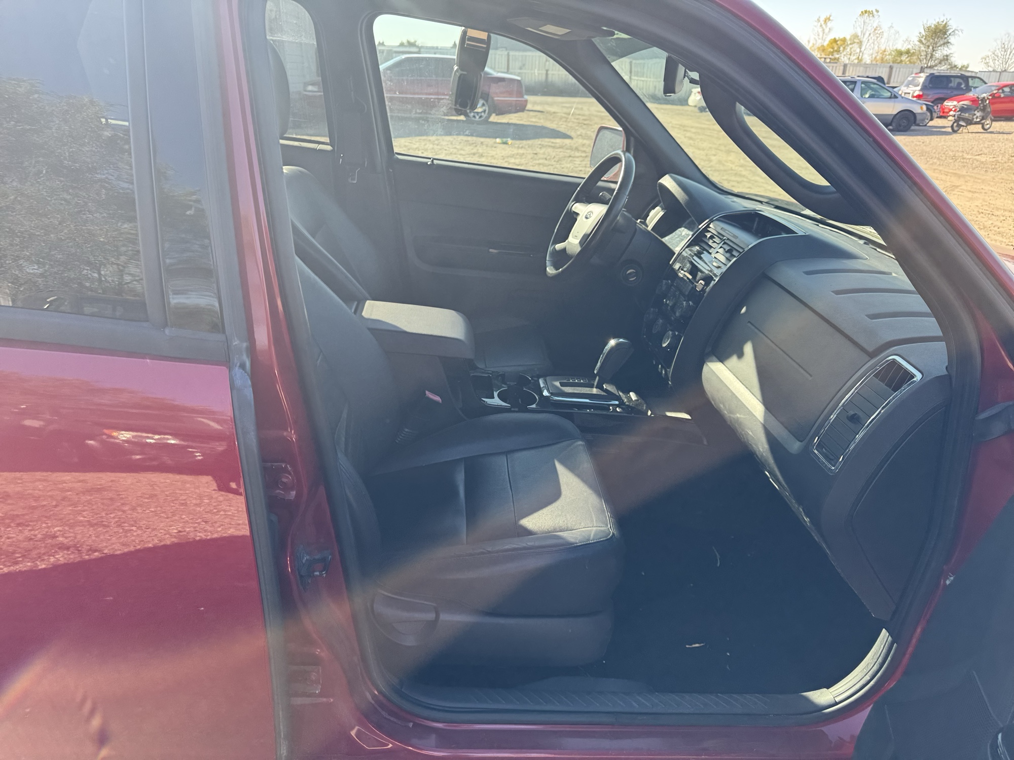 2009 ford escape limited-4wd-v6 with 171099 miles for sale near Elk River, Minnesota 106844_31_passenger_seat.jpg
