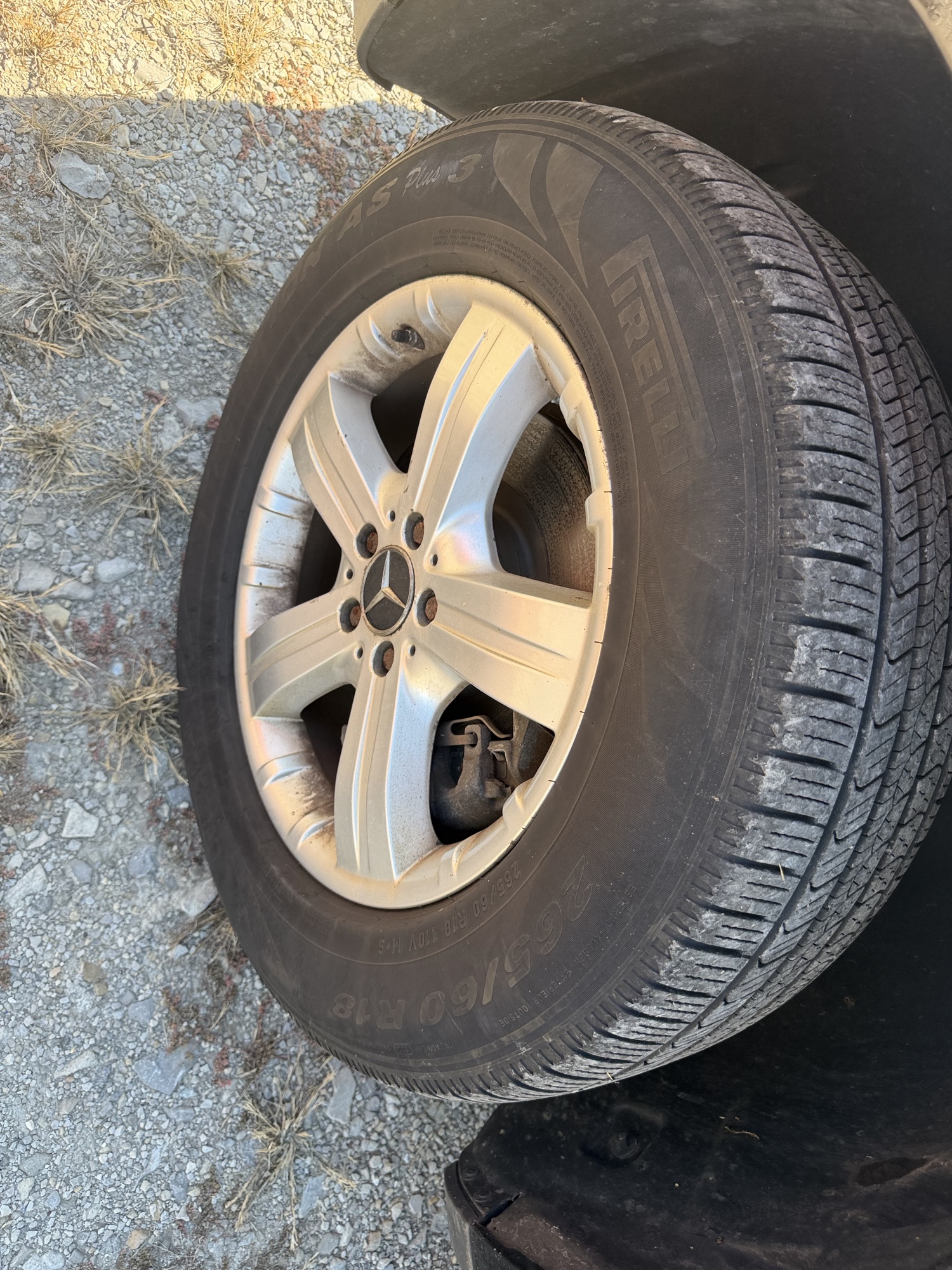 2007 mercedes-benz gl-class gl450 with 130486 miles for sale near St. Louis, Missouri 106847_12_drv_front_wheel.jpg