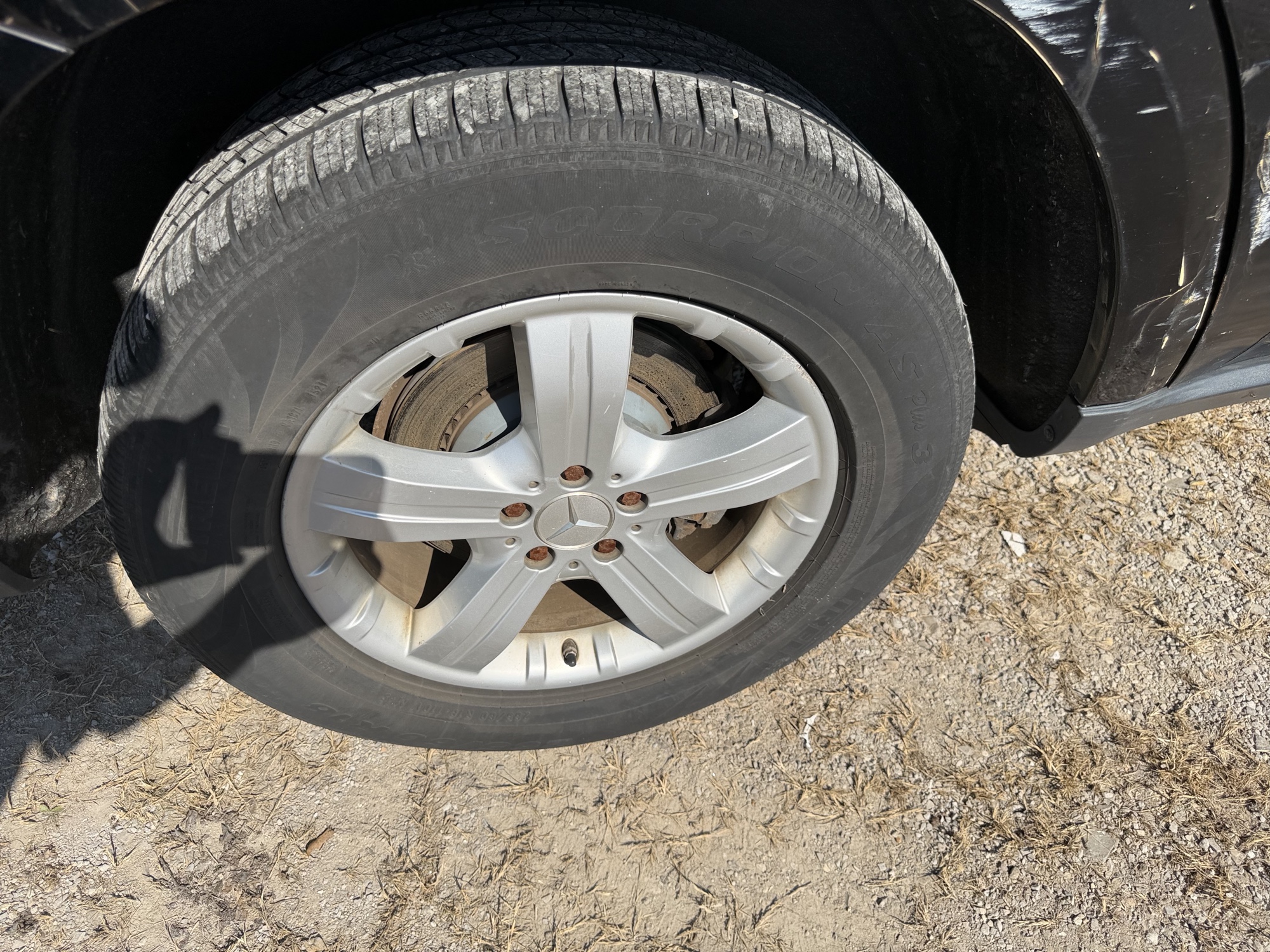 2007 mercedes-benz gl-class gl450 with 130486 miles for sale near St. Louis, Missouri 106847_14_rear_pass_wheel.jpg