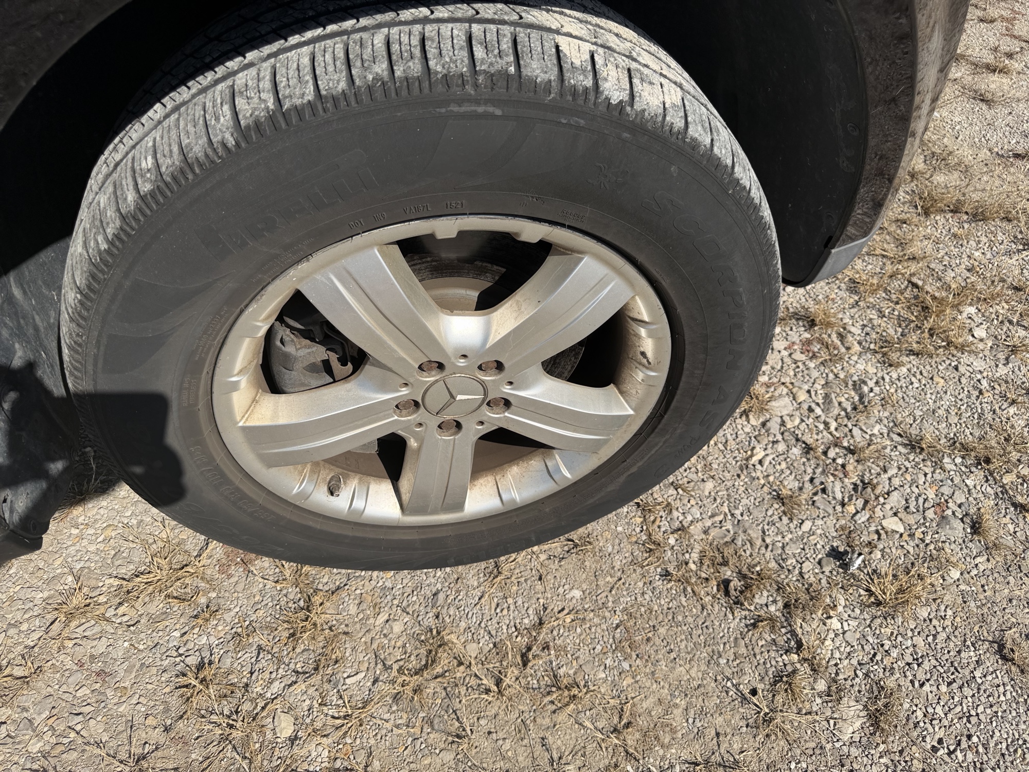 2007 mercedes-benz gl-class gl450 with 130486 miles for sale near St. Louis, Missouri 106847_15_front_pass_wheel.jpg
