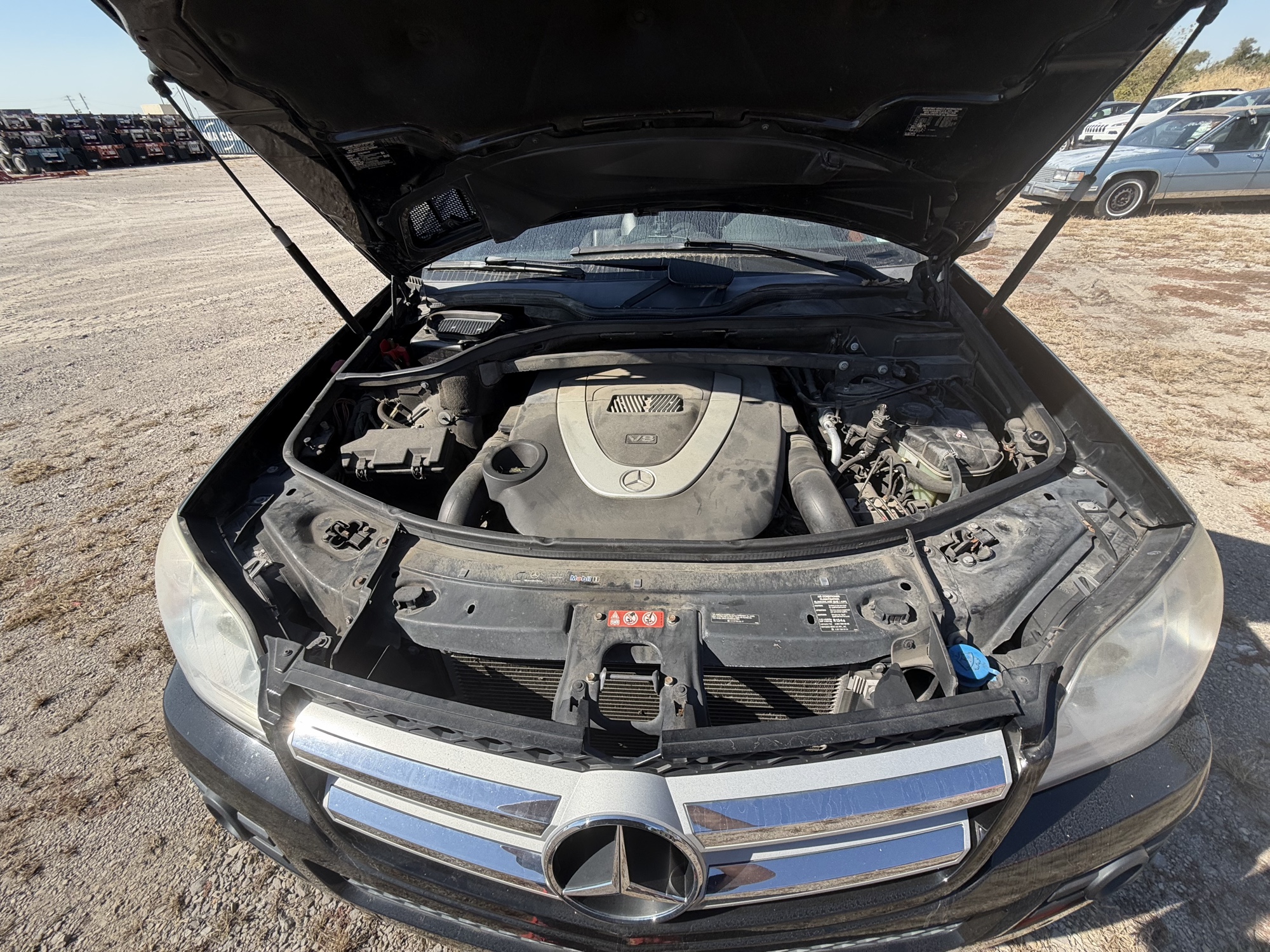 2007 mercedes-benz gl-class gl450 with 130486 miles for sale near St. Louis, Missouri 106847_49_engine_bay.jpg