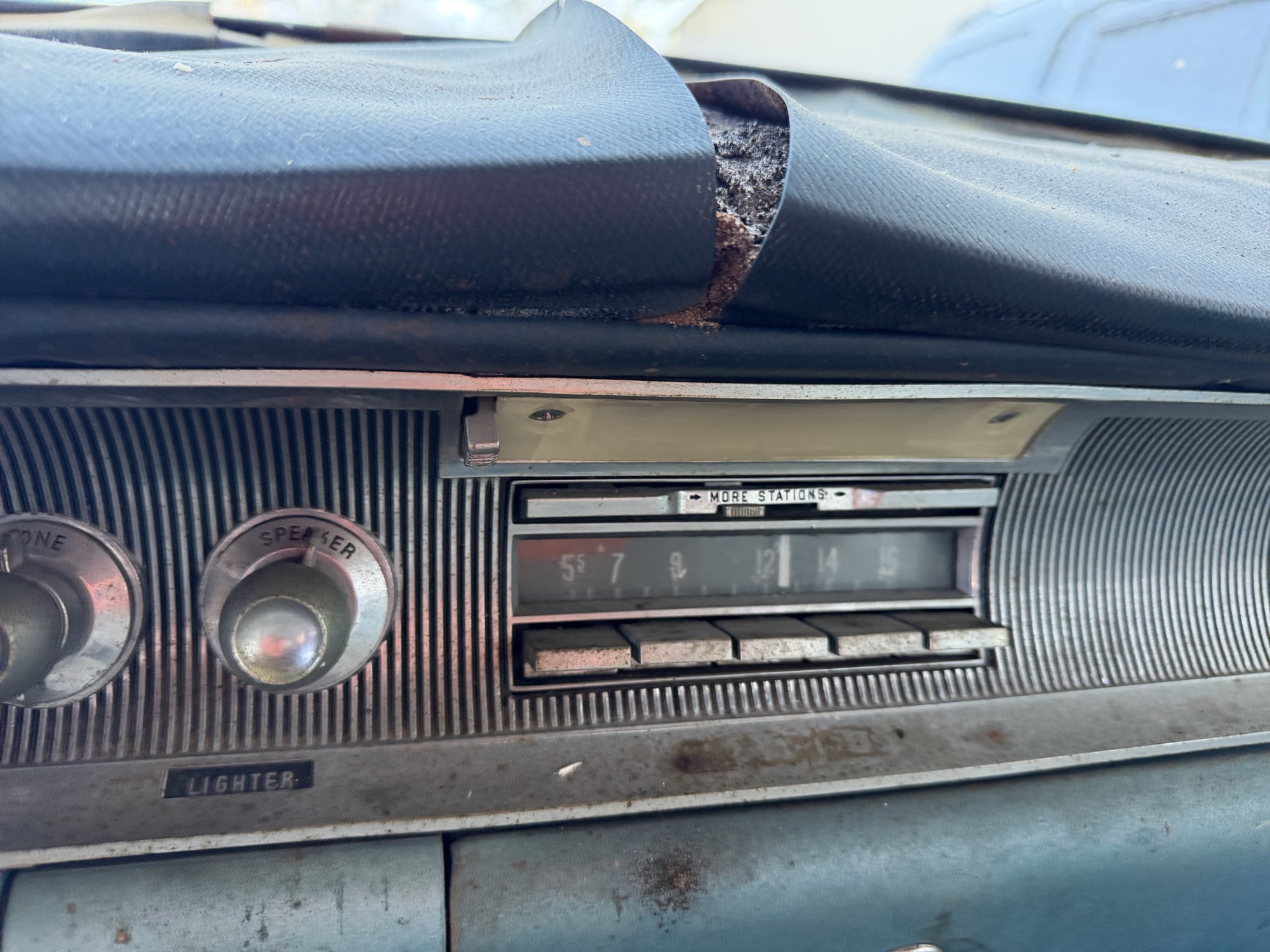 1958 cadillac deville series-75 for sale near Elk River, Minnesota 106849_39_radio_closeup.jpg
