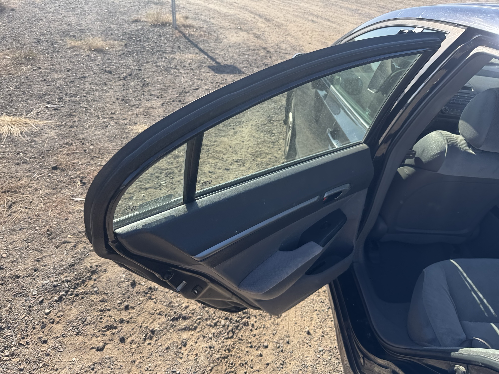 2008 honda civic ex-sedan-at with 234465 miles for sale near Elk River, Minnesota 106850_25_drv_rear_door_panel.jpg