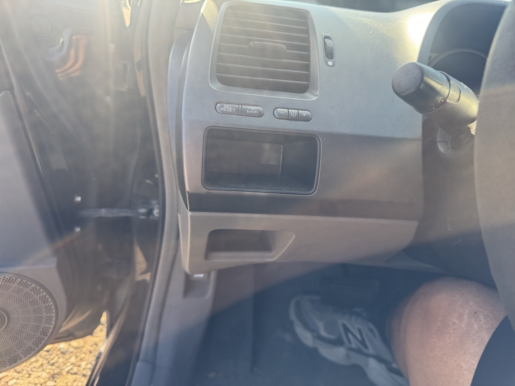 2008 honda civic ex-sedan-at with 234465 miles for sale near Elk River, Minnesota 106850_37_left_of_steering_wheel.jpg