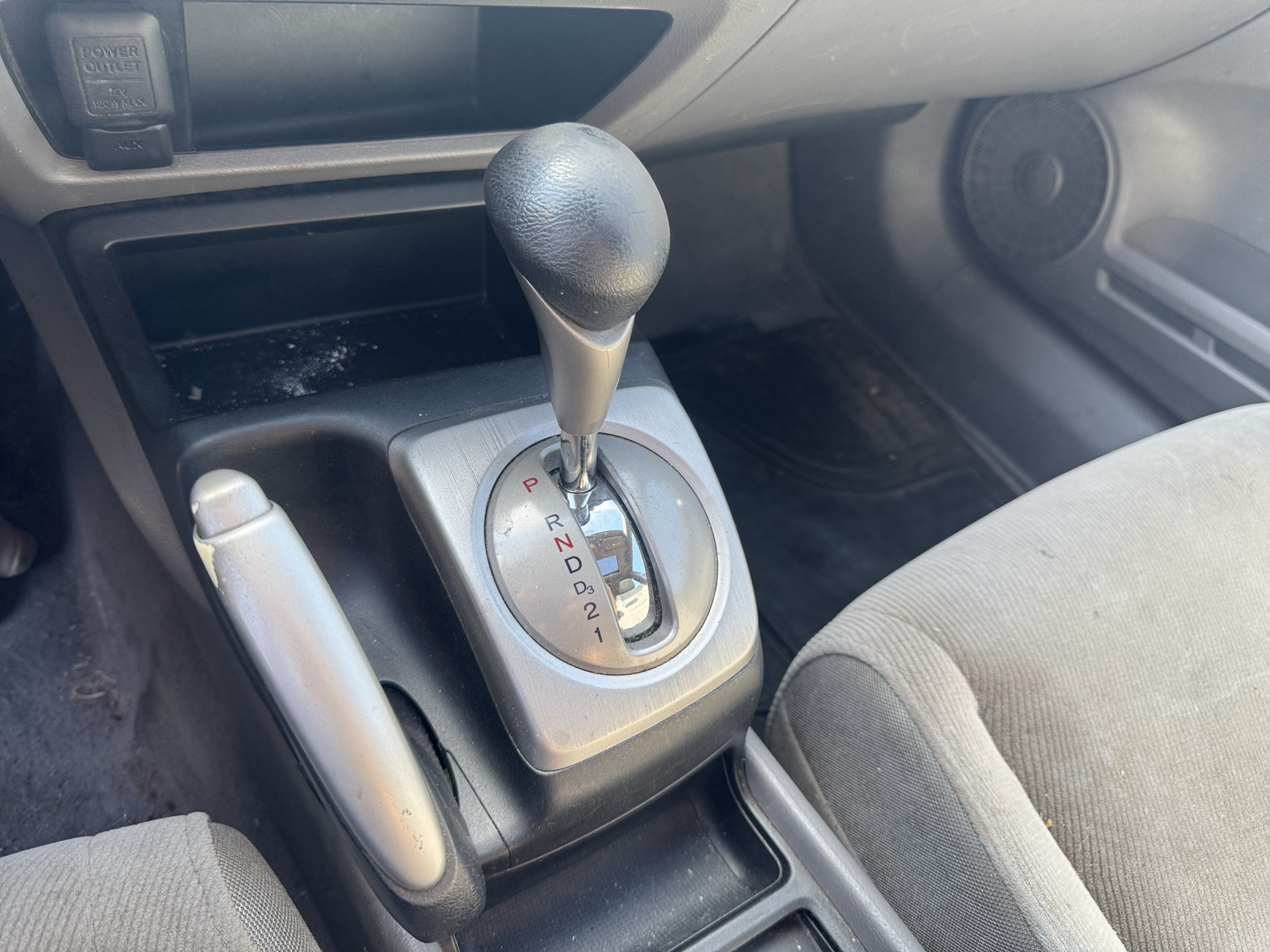 2008 honda civic ex-sedan-at with 234465 miles for sale near Elk River, Minnesota 106850_41_shifter.jpg