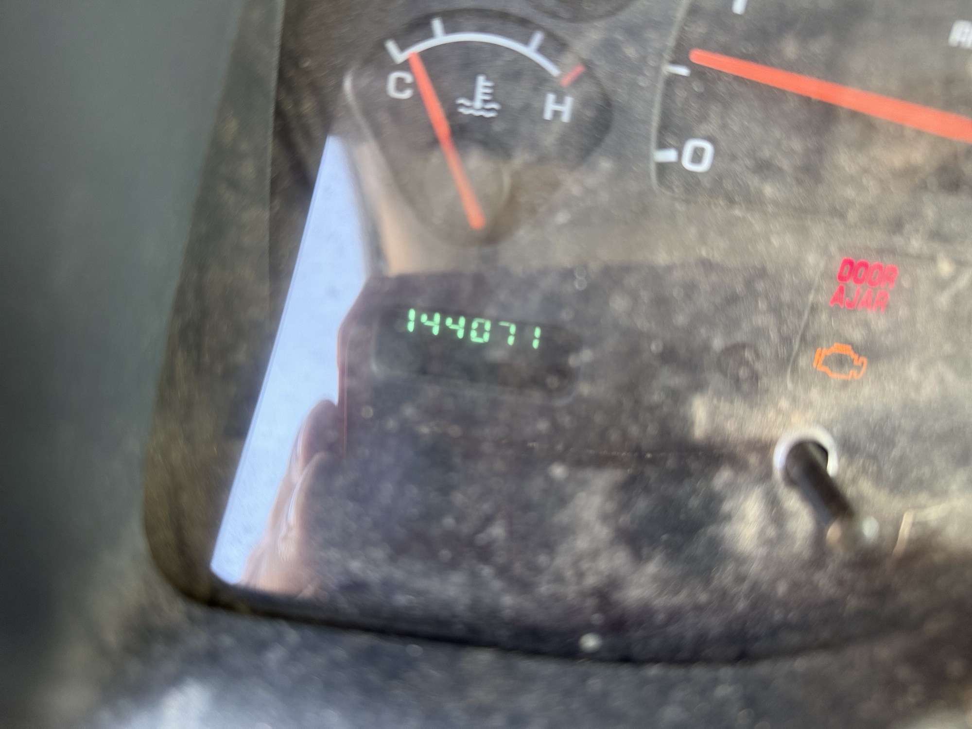 2004 dodge dakota slt-club-cab-4wd with 144071 miles for sale near Elk River, Minnesota 106853_44_mileage_closeup.jpg
