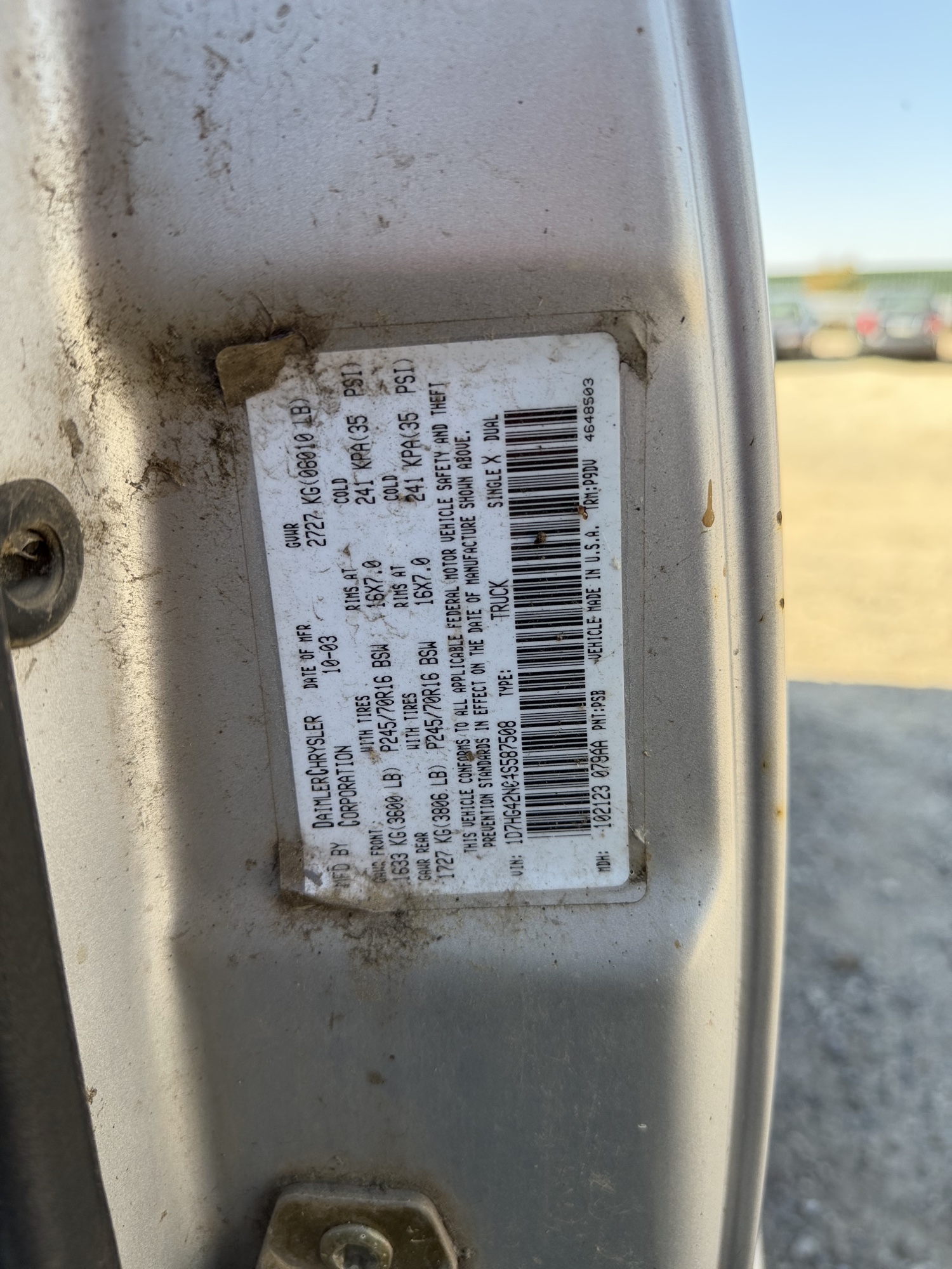 2004 dodge dakota slt-club-cab-4wd with 144071 miles for sale near Elk River, Minnesota 106853_47_door_vin_sticker.jpg