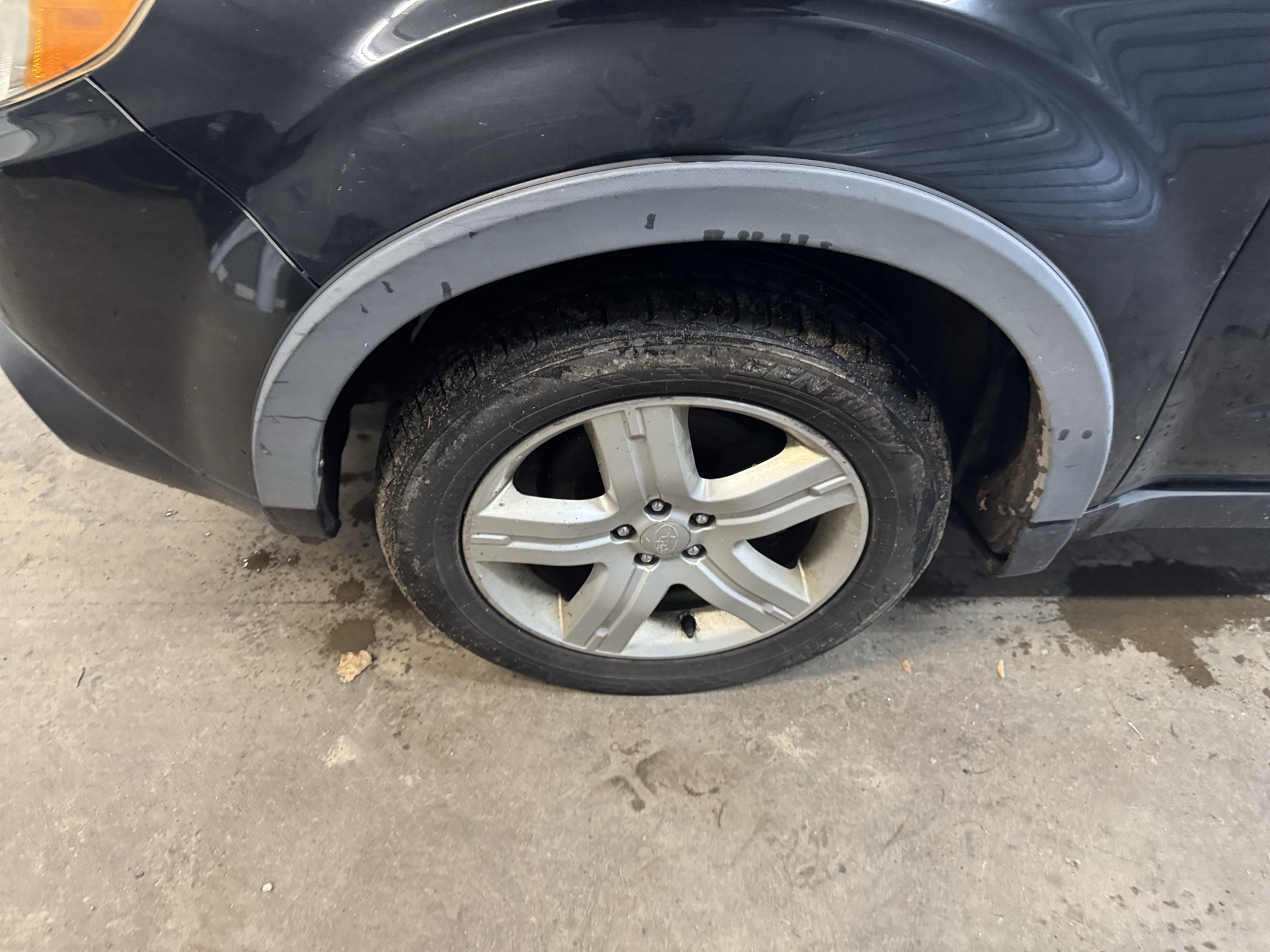 2010 subaru forester 2.5x-limited with 187276 miles for sale near Elk River, Minnesota 106854_12_drv_front_wheel.jpg