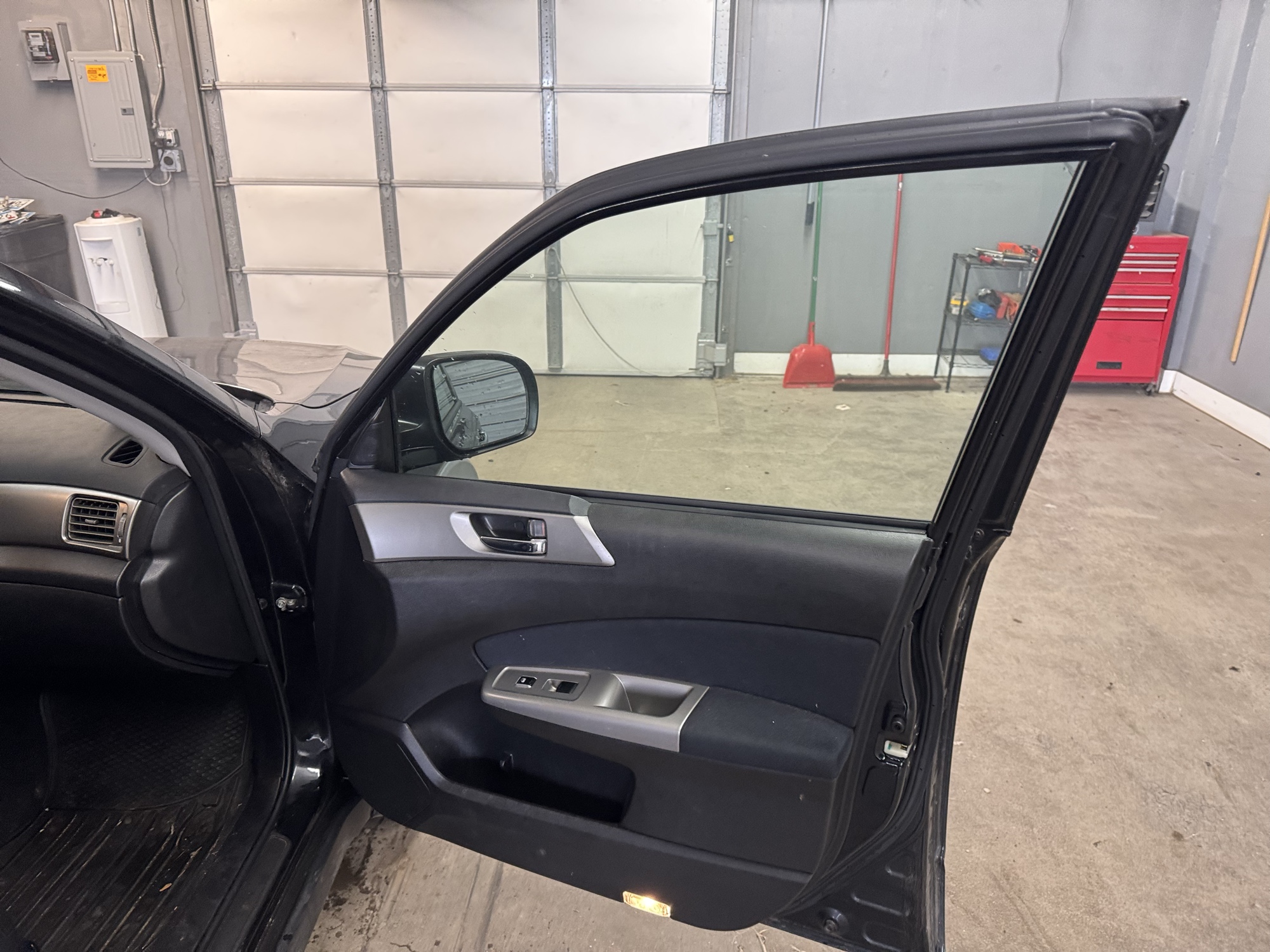 2010 subaru forester 2.5x-limited with 187276 miles for sale near Elk River, Minnesota 106854_32_passenger_door_panel.jpg