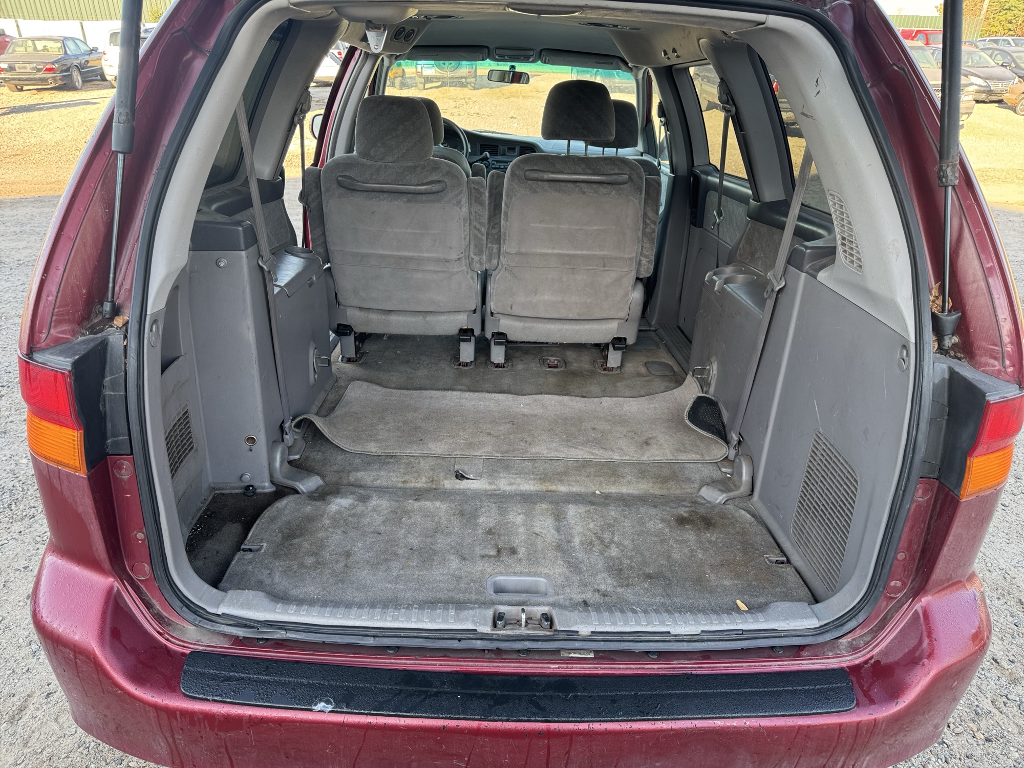 2003 honda odyssey ex with 277425 miles for sale near Elk River, Minnesota 106855_26_trunk.jpg