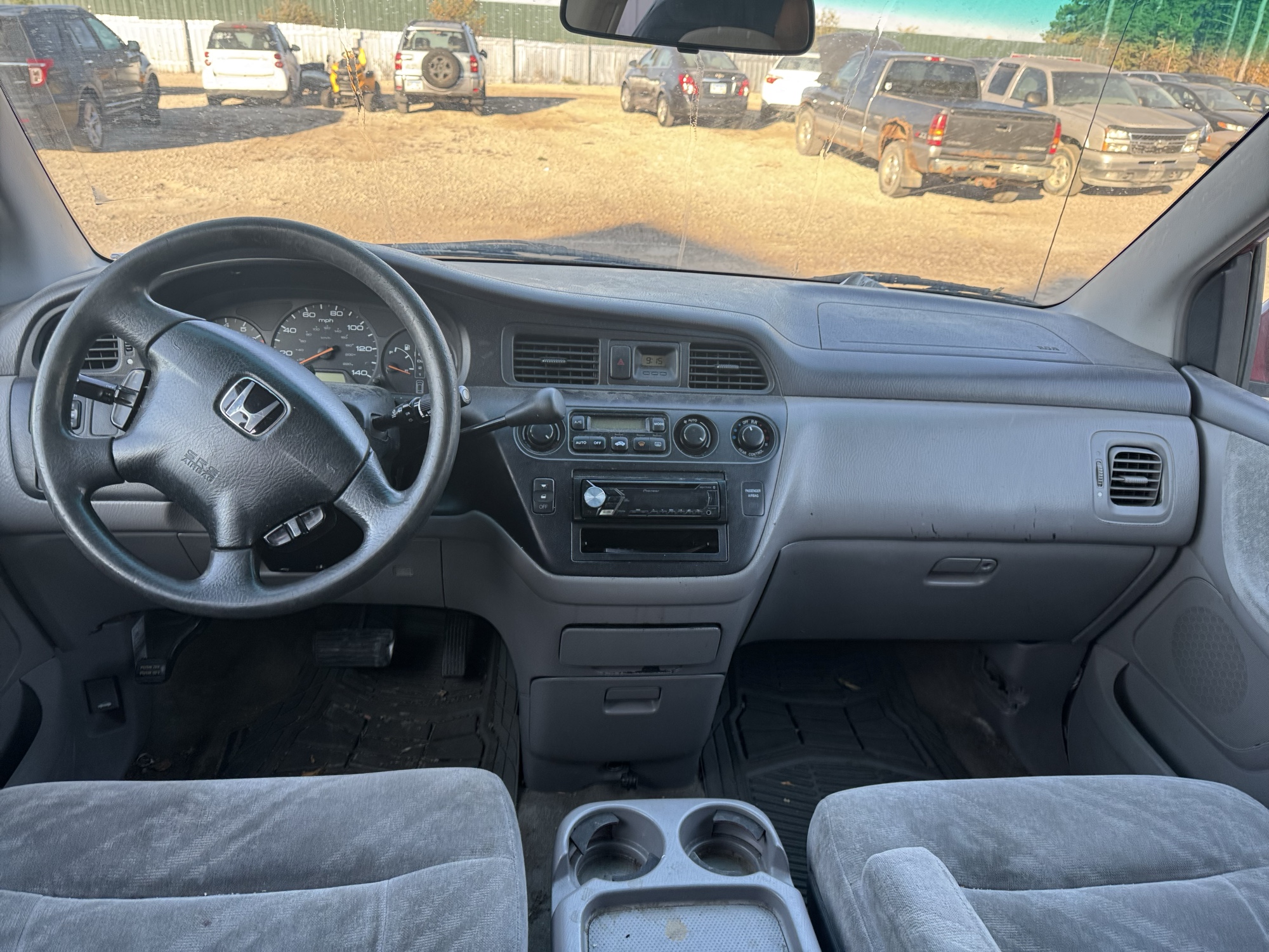 2003 honda odyssey ex with 277425 miles for sale near Elk River, Minnesota 106855_34_whole_dash.jpg