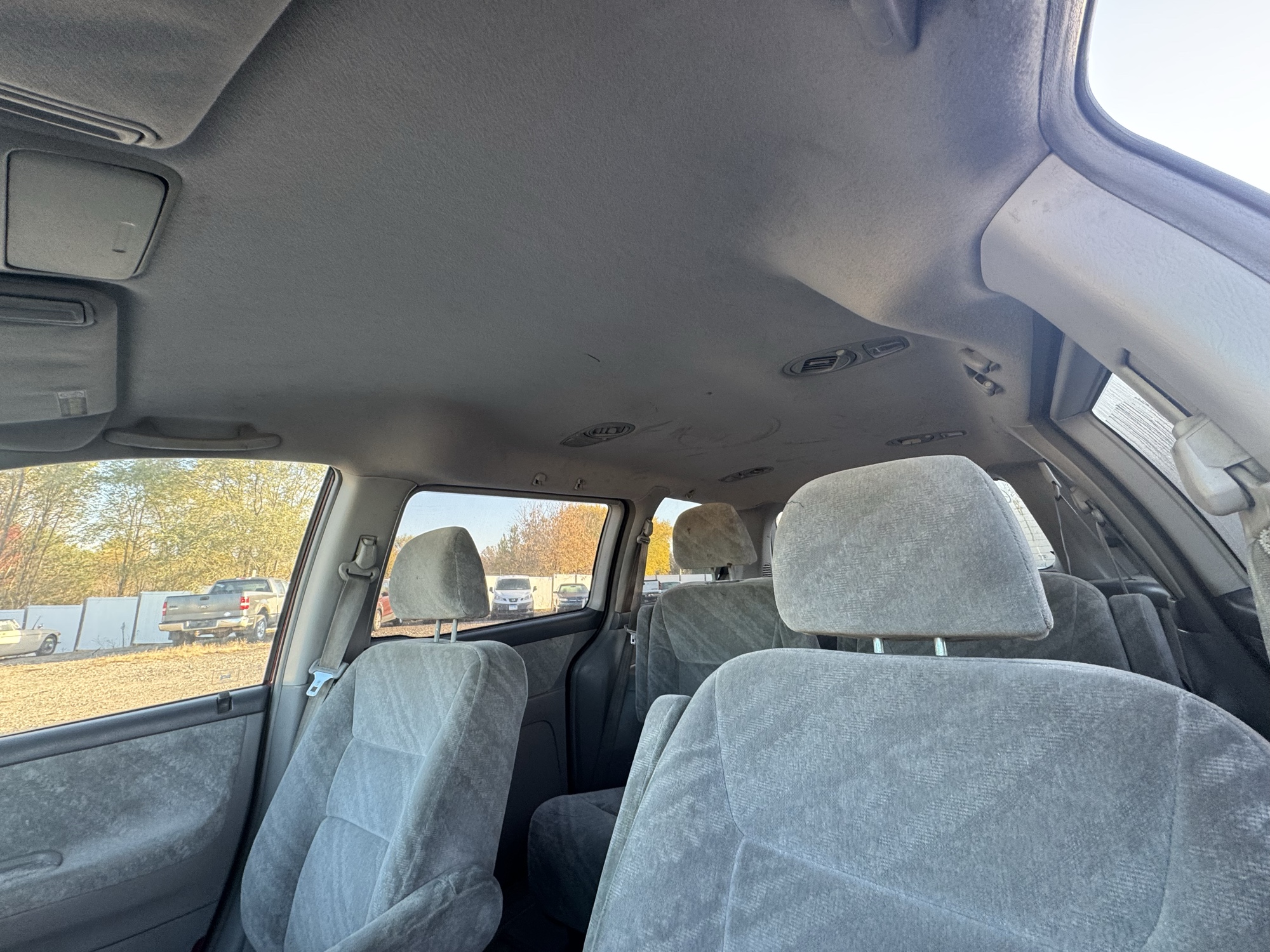 2003 honda odyssey ex with 277425 miles for sale near Elk River, Minnesota 106855_35_headliner_sunroof.jpg