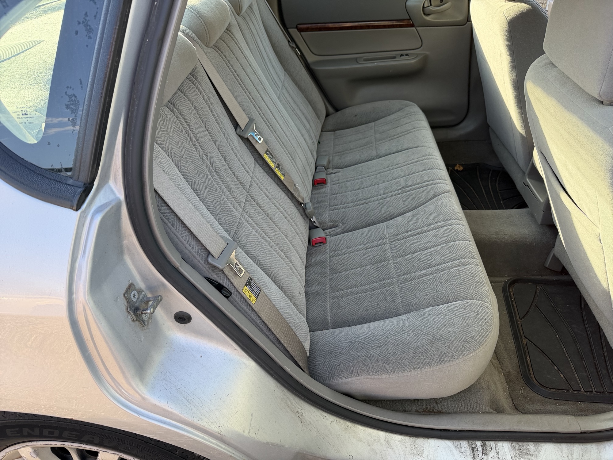 2004 chevrolet impala base with 134989 miles for sale near Elk River, Minnesota 106856_28_pass_rear_seat.jpg