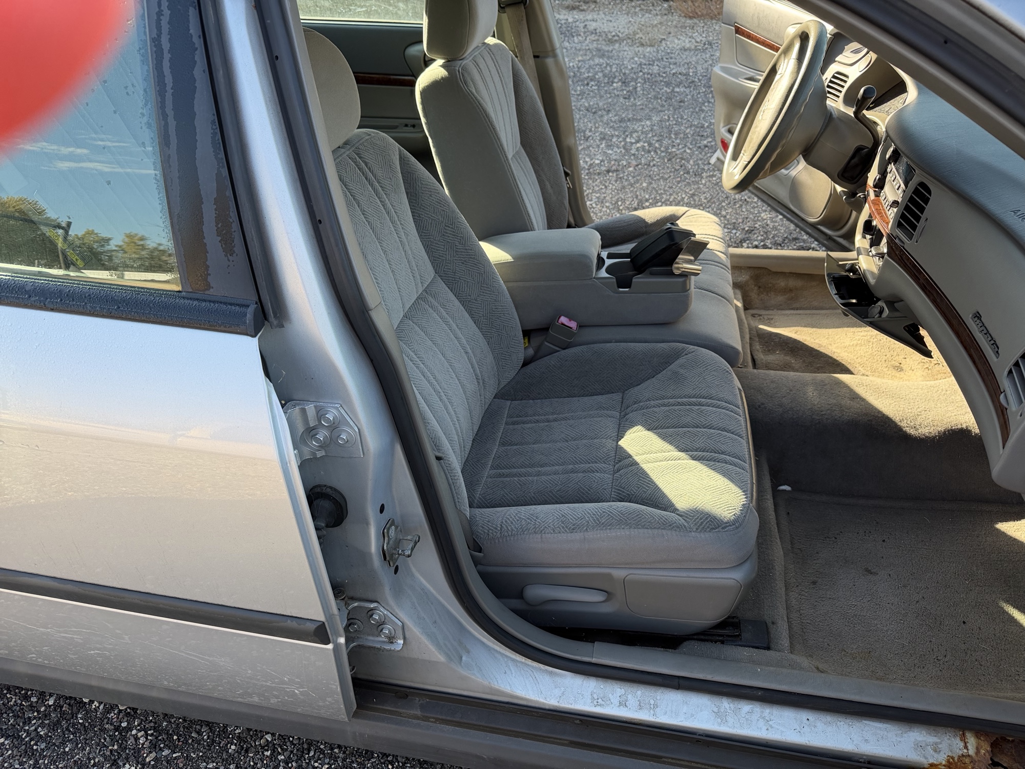 2004 chevrolet impala base with 134989 miles for sale near Elk River, Minnesota 106856_31_passenger_seat.jpg