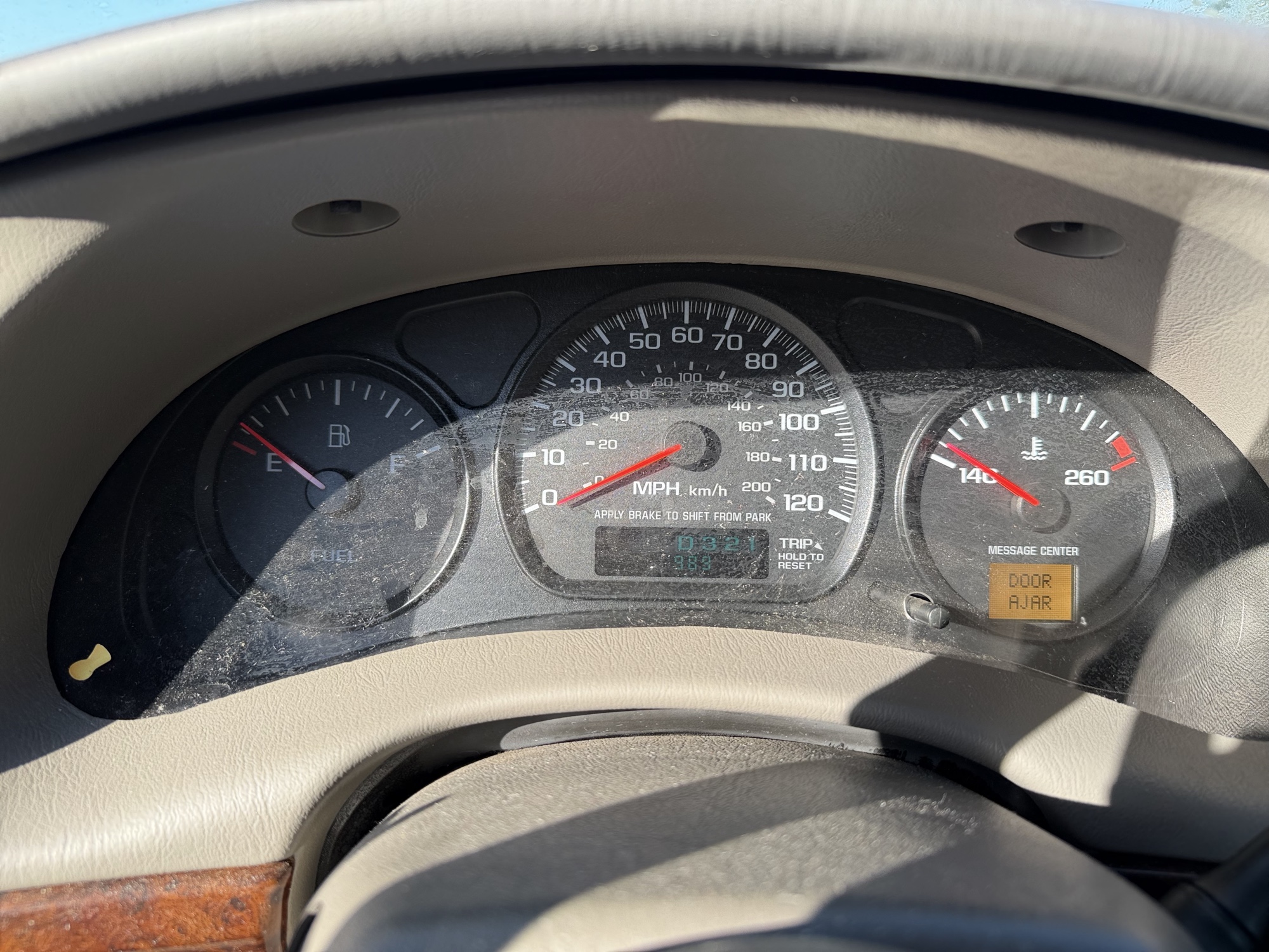 2004 chevrolet impala base with 134989 miles for sale near Elk River, Minnesota 106856_43_gauge_cluster.jpg