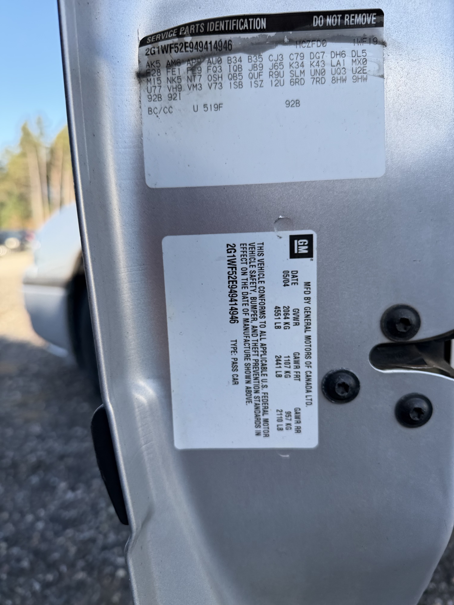 2004 chevrolet impala base with 134989 miles for sale near Elk River, Minnesota 106856_47_door_vin_sticker.jpg