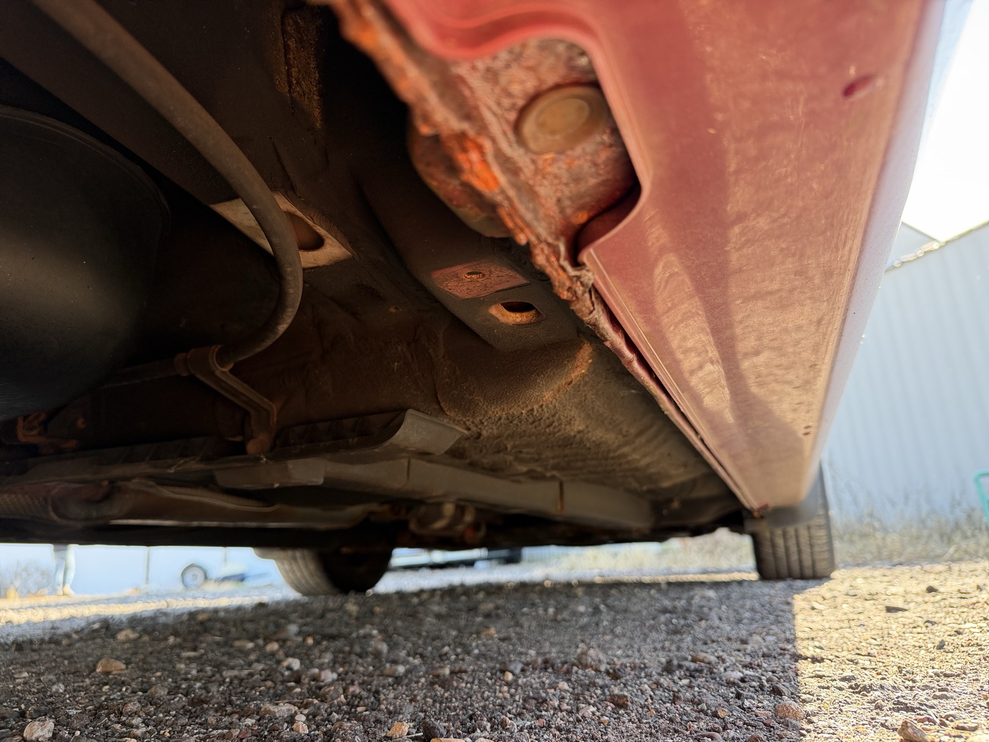 2009 kia optima ex with 206662 miles for sale near Elk River, Minnesota 106857_20_undercar_rear_pass.jpg