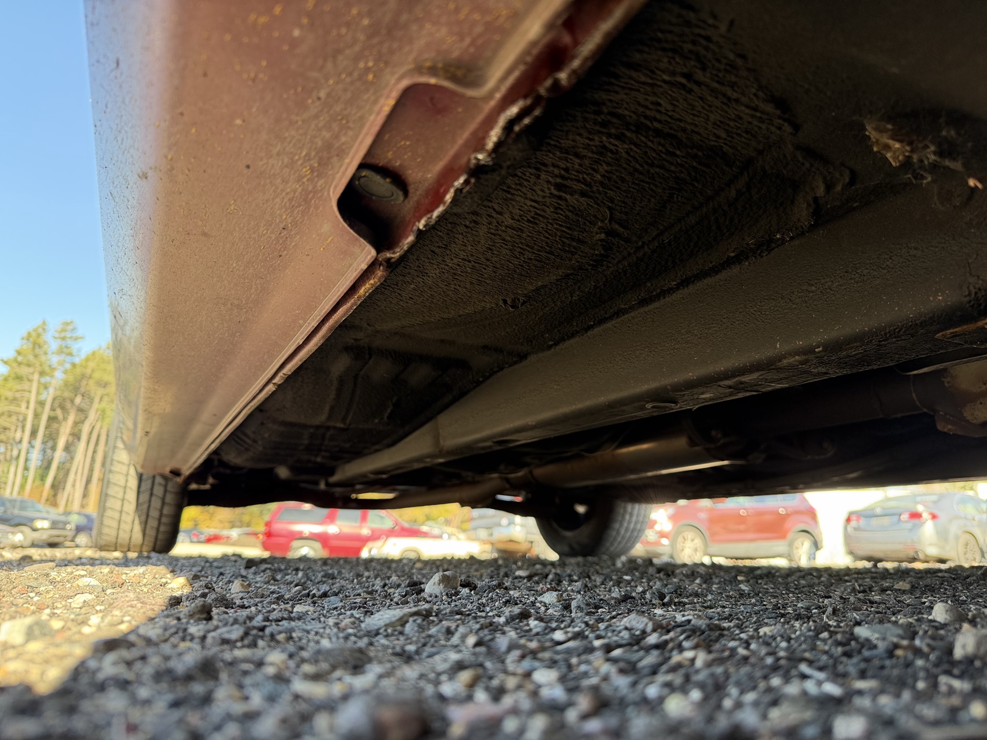 2009 kia optima ex with 206662 miles for sale near Elk River, Minnesota 106857_21_undercar_pass_side.jpg