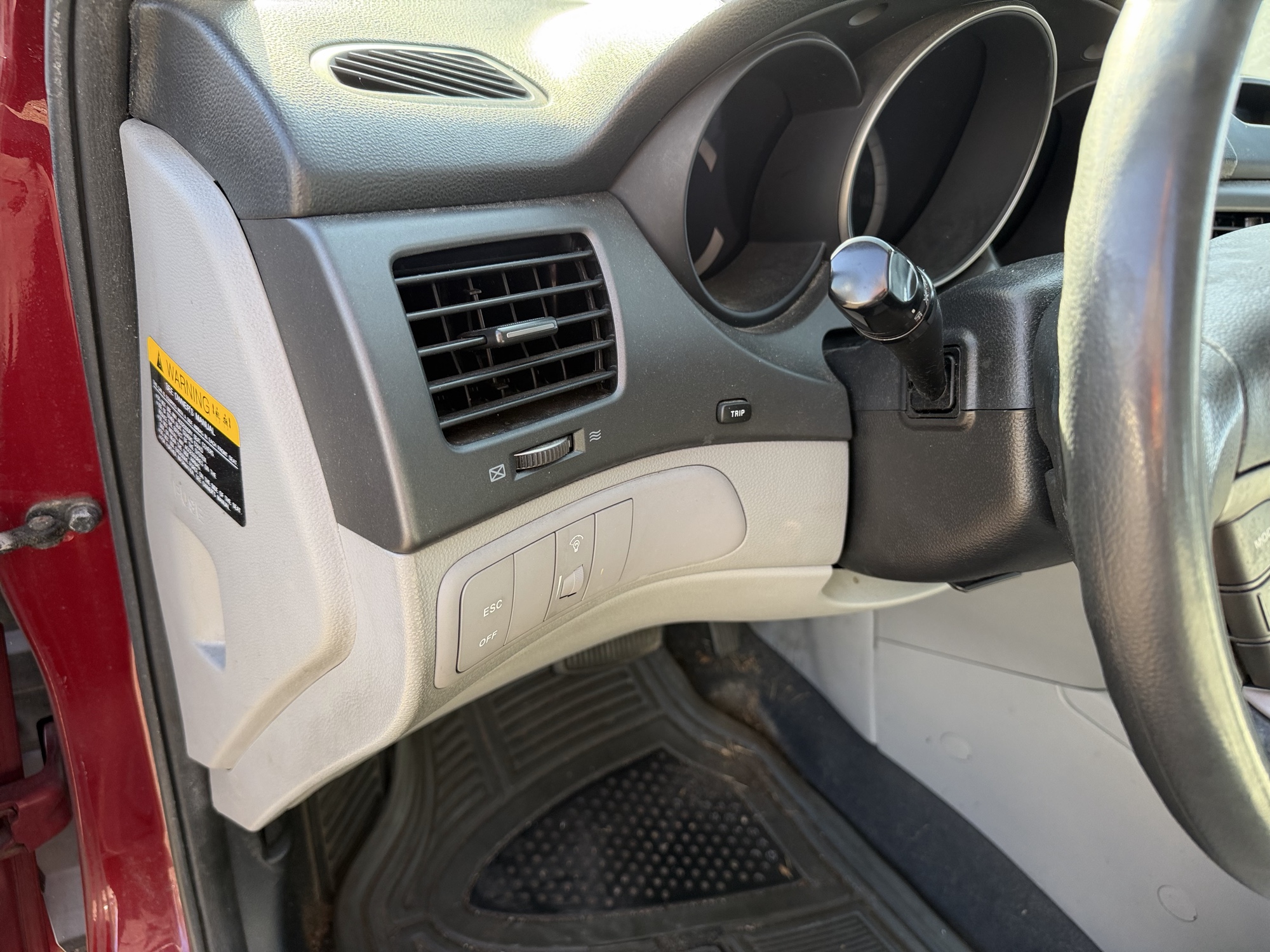 2009 kia optima ex with 206662 miles for sale near Elk River, Minnesota 106857_37_left_of_steering_wheel.jpg