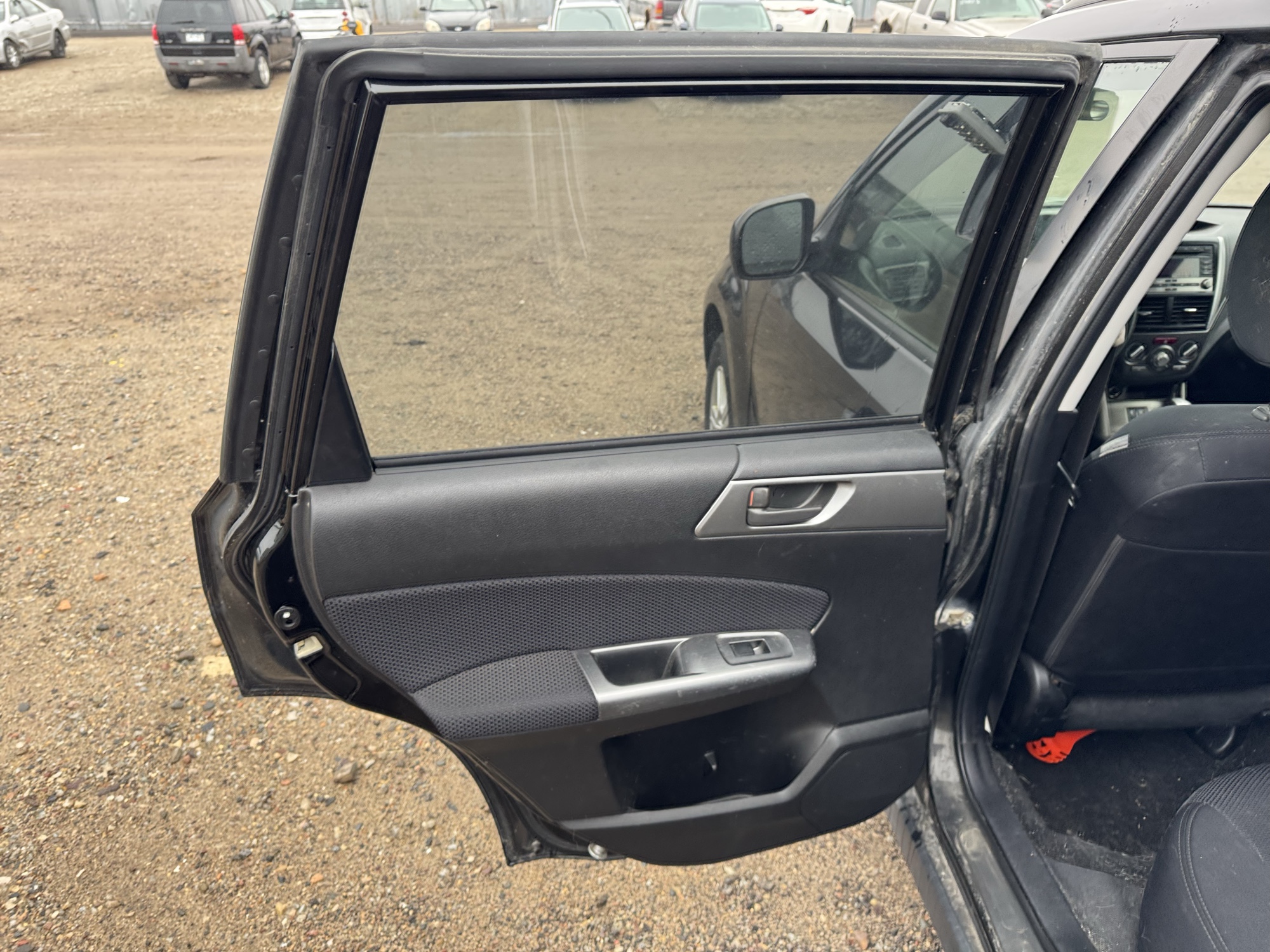 2012 subaru forester 2.5x with 290026 miles for sale near Elk River, Minnesota 106858_25_drv_rear_door_panel.jpg