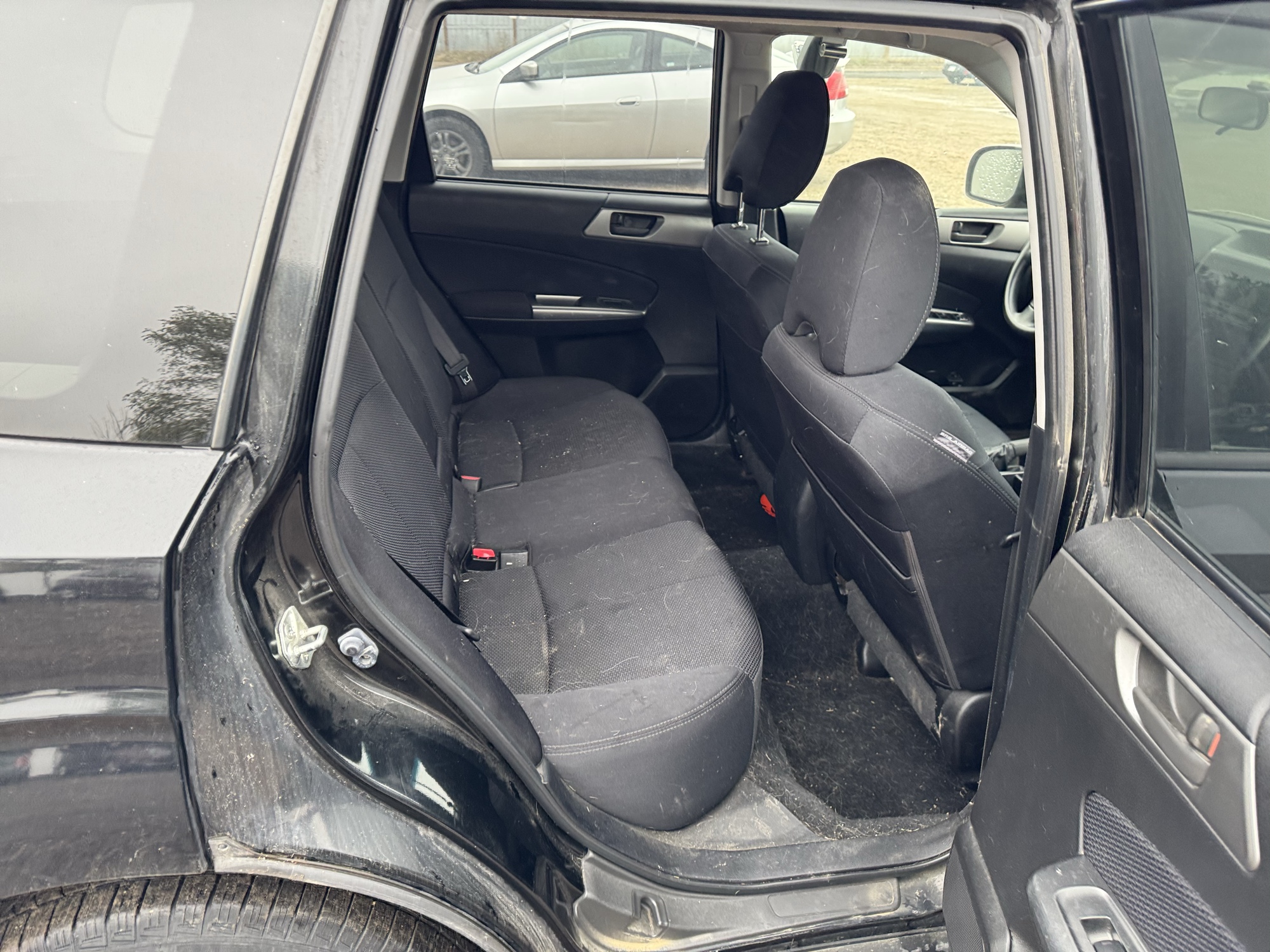 2012 subaru forester 2.5x with 290026 miles for sale near Elk River, Minnesota 106858_28_pass_rear_seat.jpg