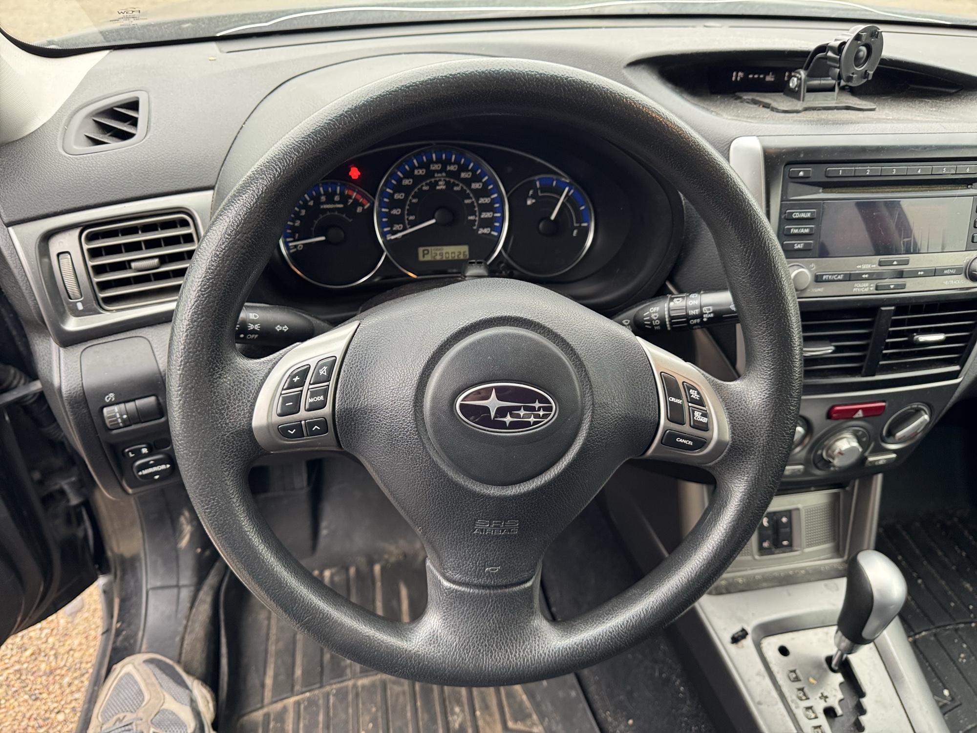 2012 subaru forester 2.5x with 290026 miles for sale near Elk River, Minnesota 106858_36_steering_wheel.jpg