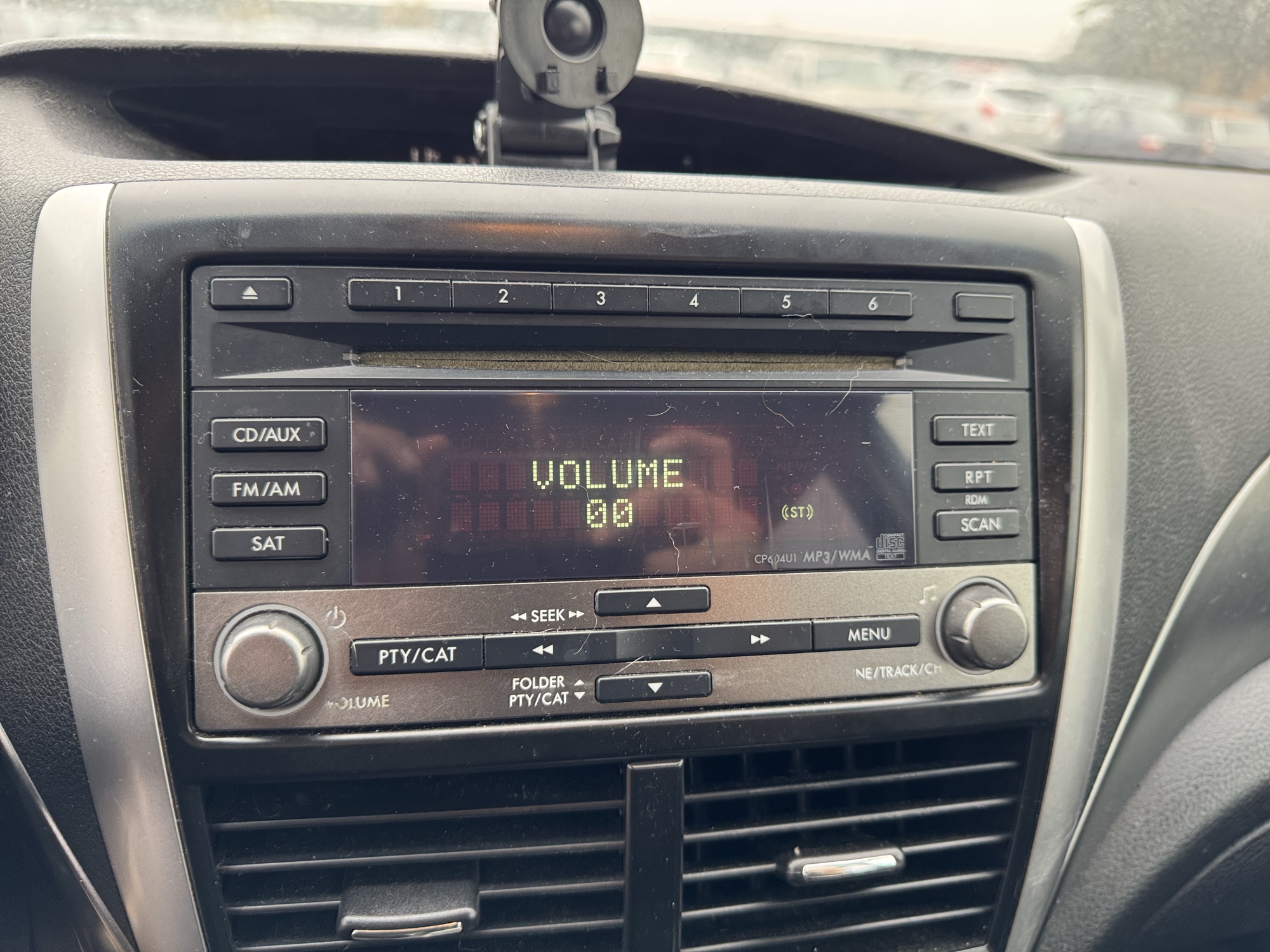 2012 subaru forester 2.5x with 290026 miles for sale near Elk River, Minnesota 106858_39_radio_closeup.jpg