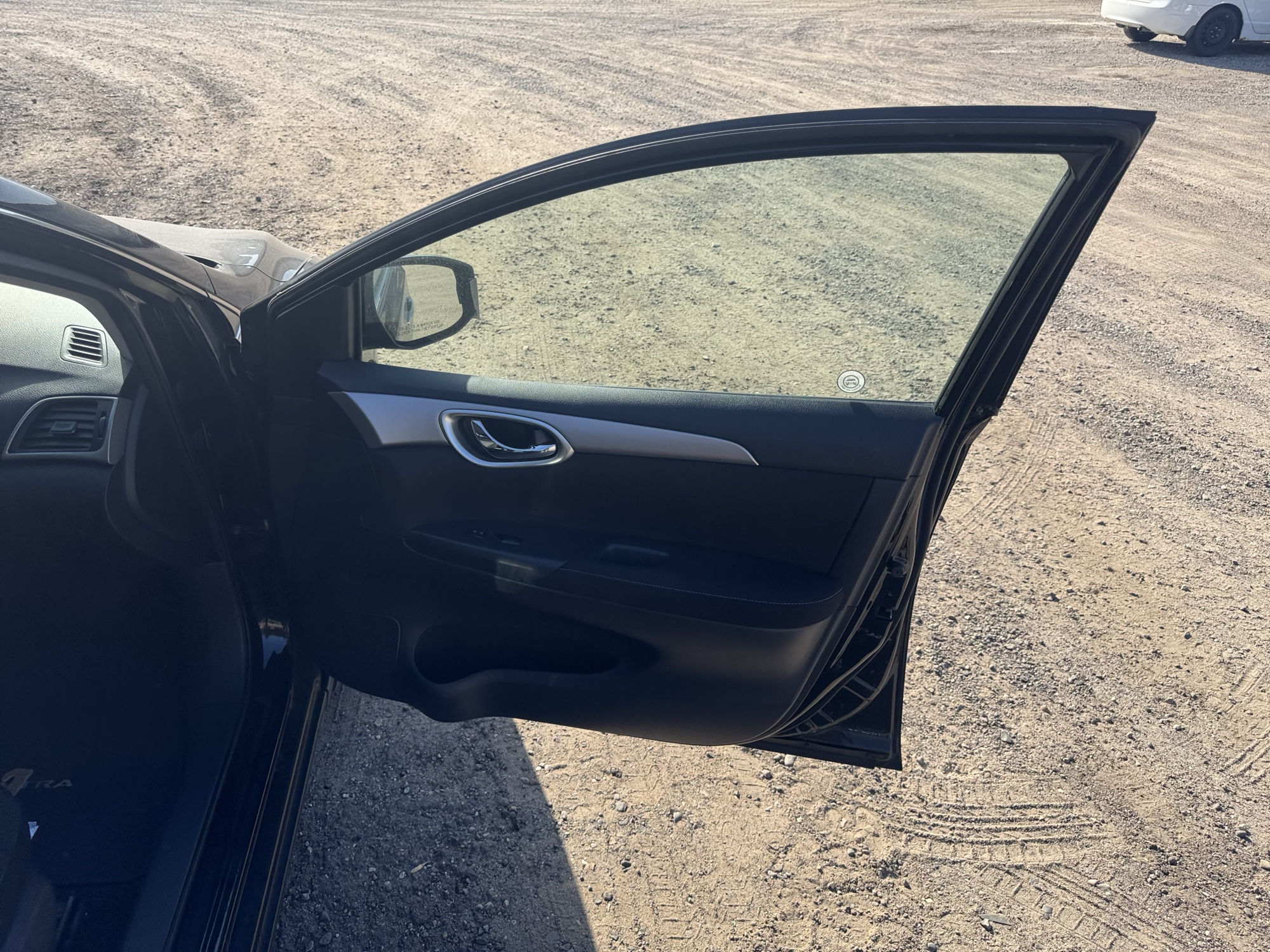 2015 nissan sentra s-6mt with 90240 miles for sale near Elk River, Minnesota 106860_32_passenger_door_panel.jpg