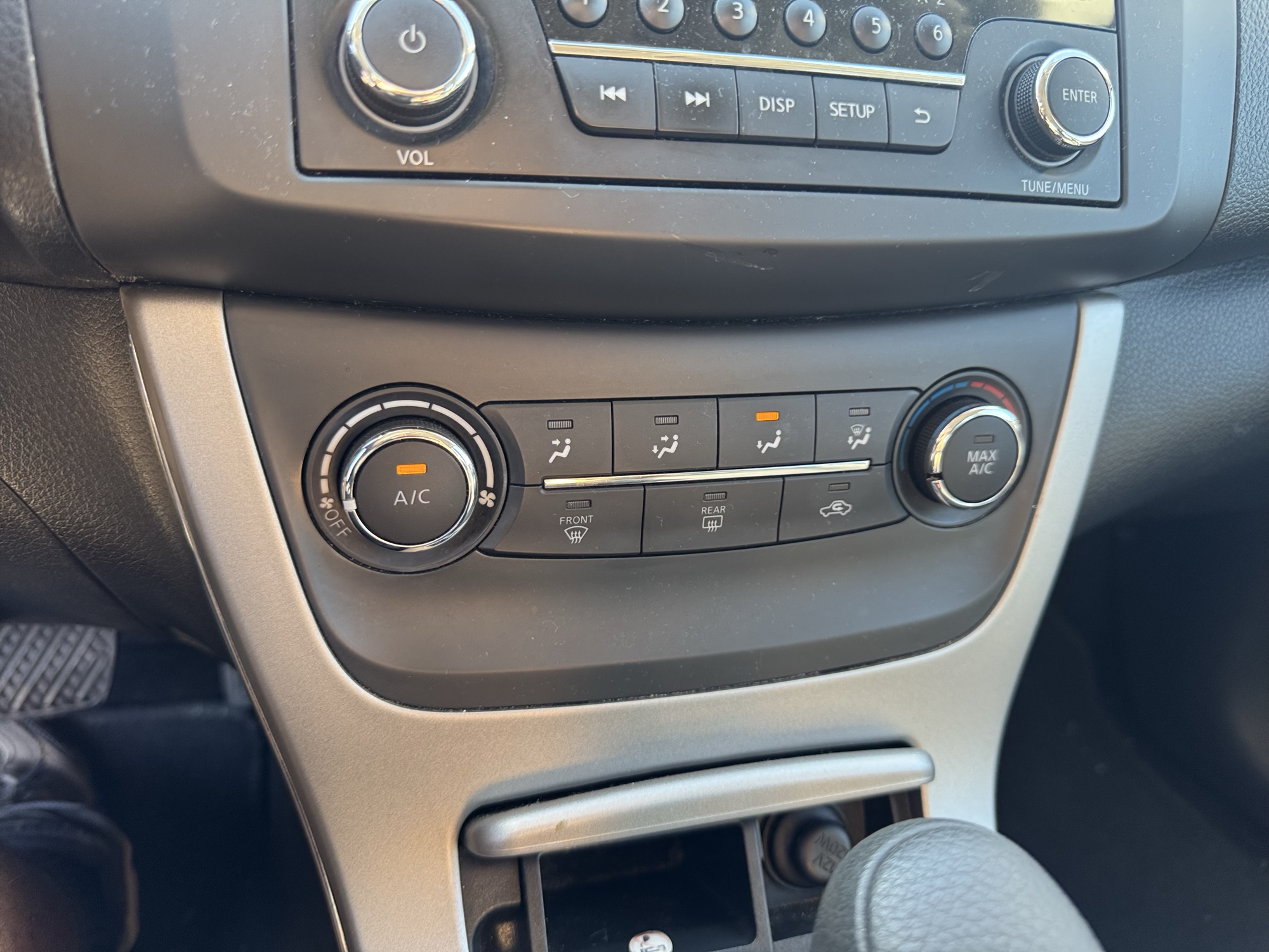 2015 nissan sentra s-6mt with 90240 miles for sale near Elk River, Minnesota 106860_40_climate_control.jpg