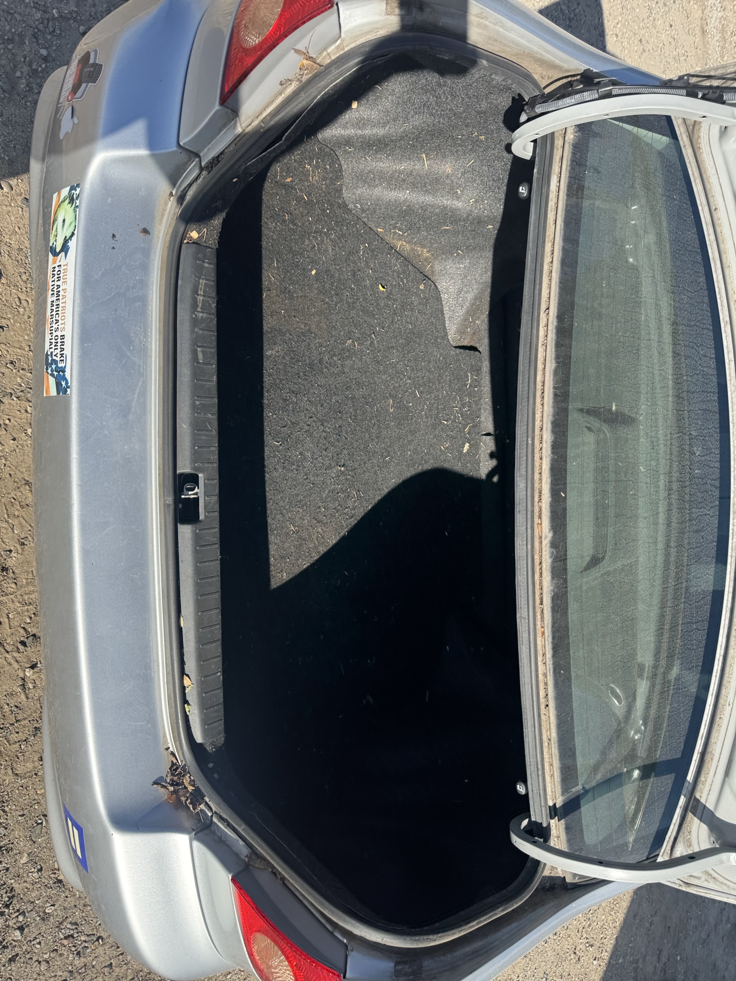 2007 toyota corolla ce with 150675 miles for sale near Elk River, Minnesota 106861_26_trunk.jpg