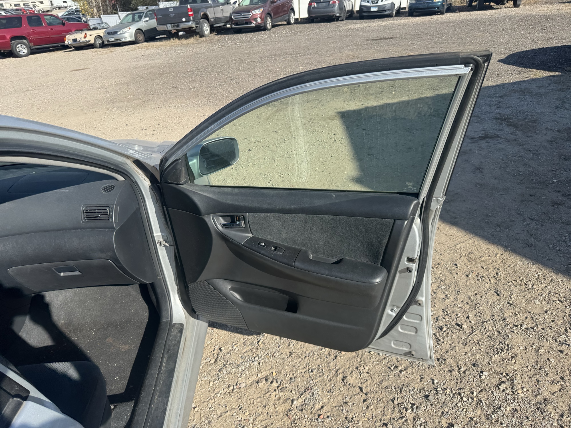 2007 toyota corolla ce with 150675 miles for sale near Elk River, Minnesota 106861_32_passenger_door_panel.jpg