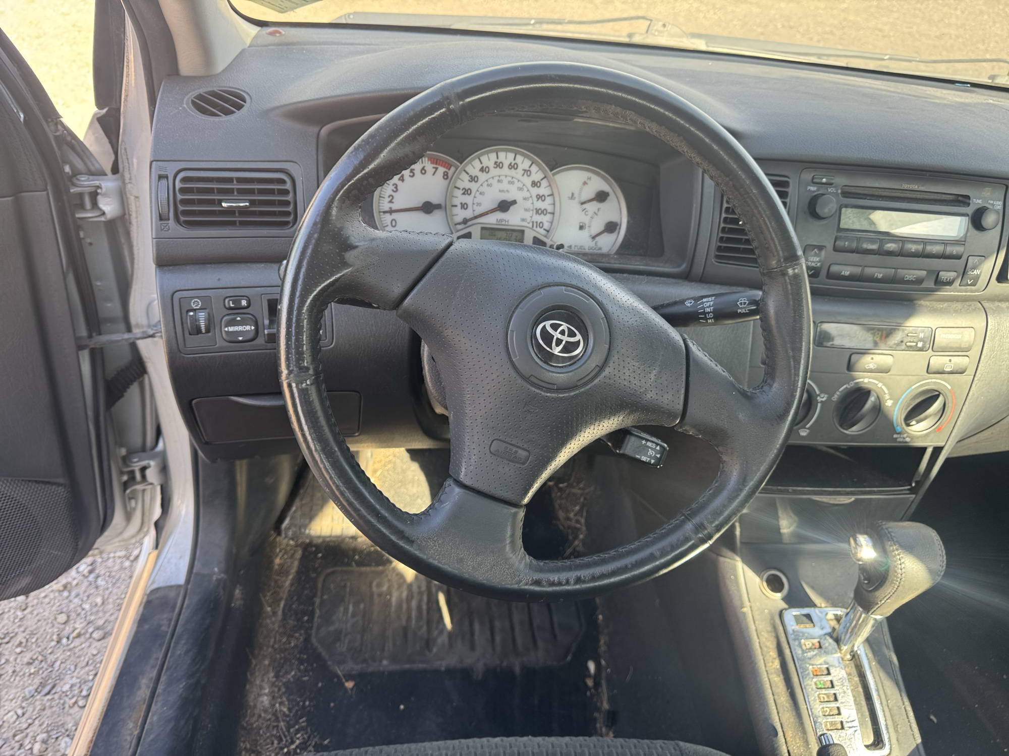 2007 toyota corolla ce with 150675 miles for sale near Elk River, Minnesota 106861_36_steering_wheel.jpg