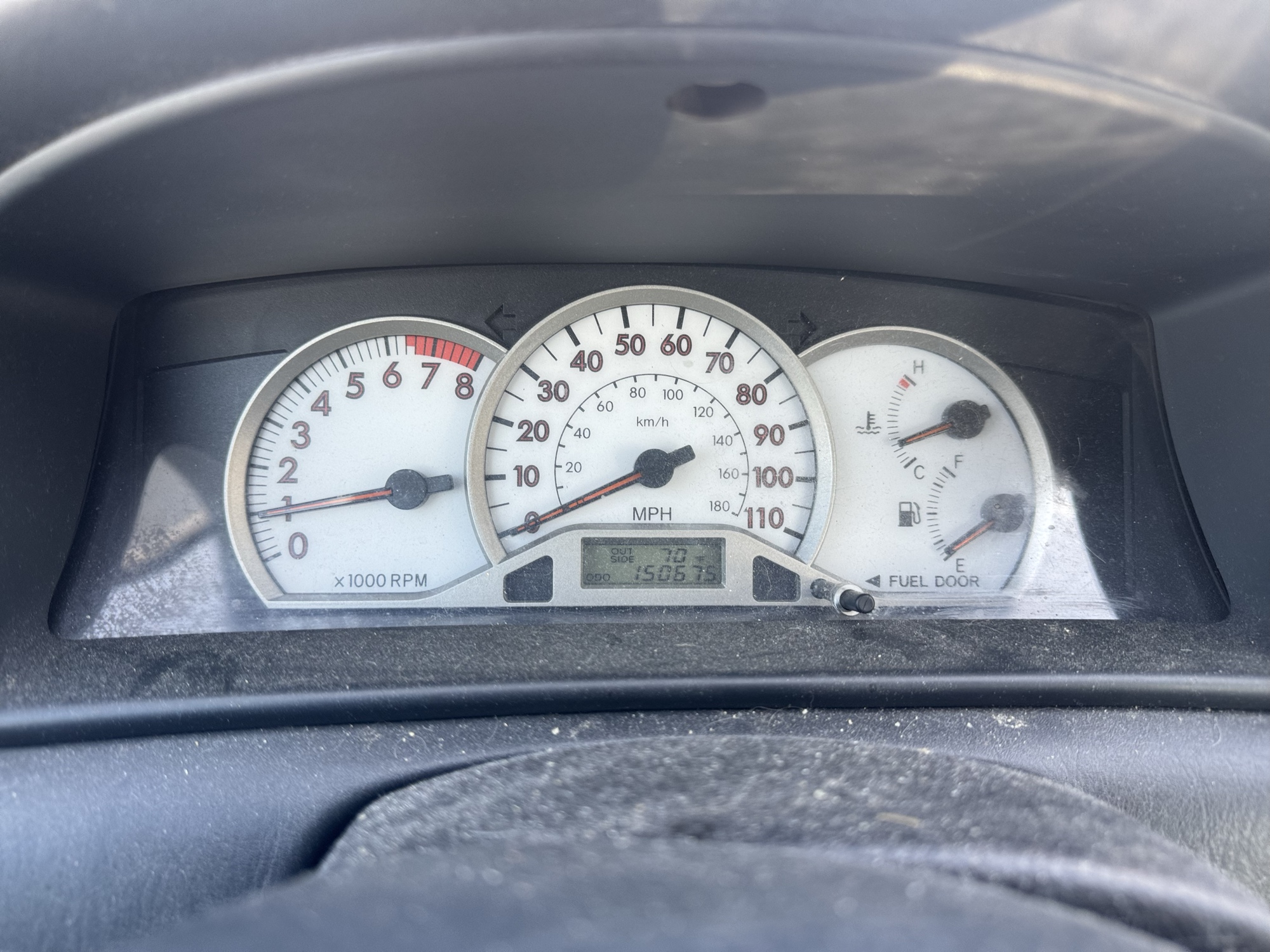 2007 toyota corolla ce with 150675 miles for sale near Elk River, Minnesota 106861_43_gauge_cluster.jpg