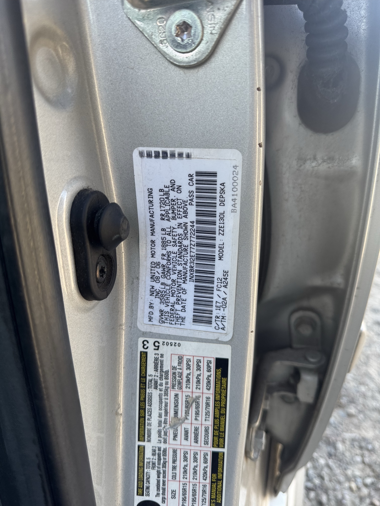 2007 toyota corolla ce with 150675 miles for sale near Elk River, Minnesota 106861_47_door_vin_sticker.jpg
