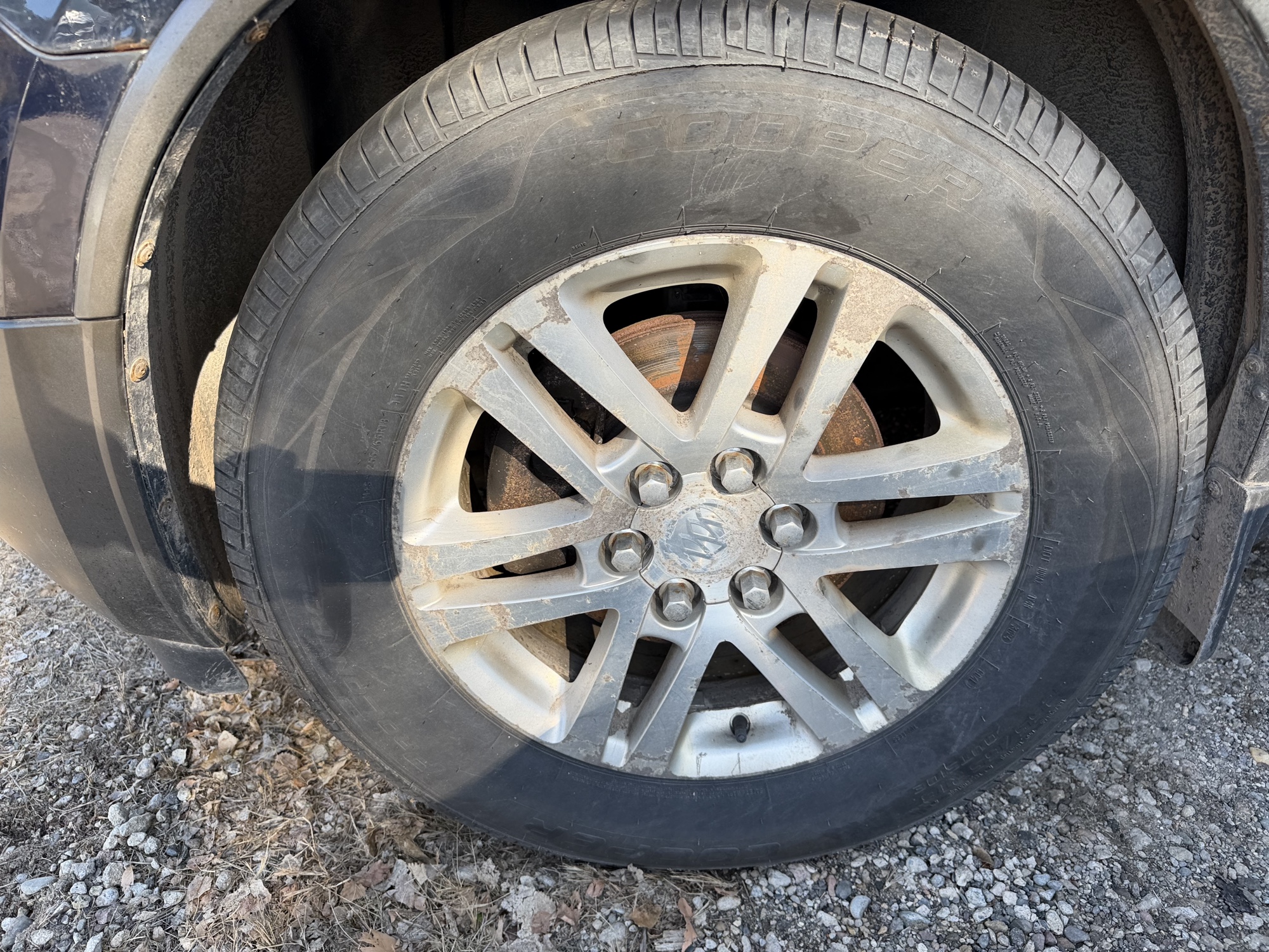 2009 buick enclave cx-awd with 175000 miles for sale near Elk River, Minnesota 106862_12_drv_front_wheel.jpg