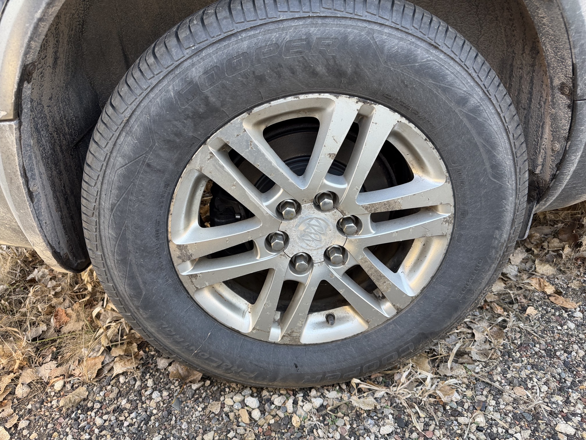 2009 buick enclave cx-awd with 175000 miles for sale near Elk River, Minnesota 106862_14_rear_pass_wheel.jpg
