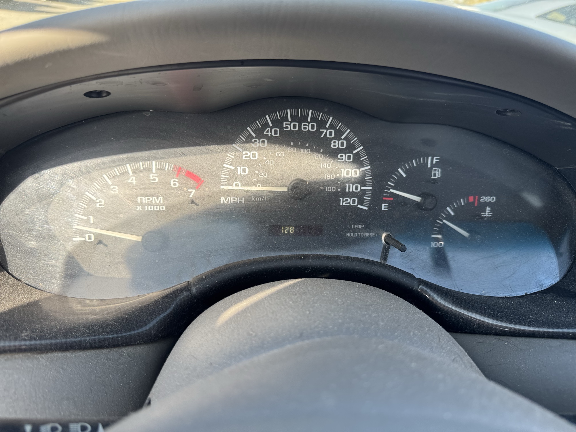 2003 chevrolet malibu base with 128011 miles for sale near Elk River, Minnesota 106863_43_gauge_cluster.jpg