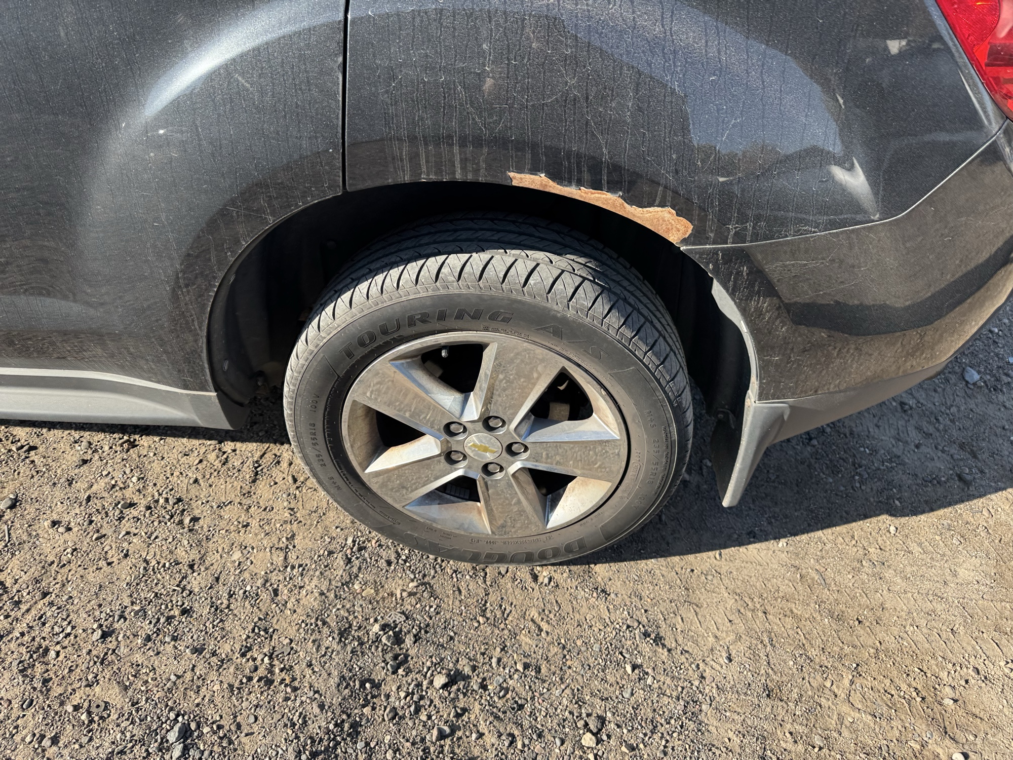 2012 chevrolet equinox 1lt-2wd with 195268 miles for sale near Elk River, Minnesota 106865_13_rear_drv_wheel.jpg