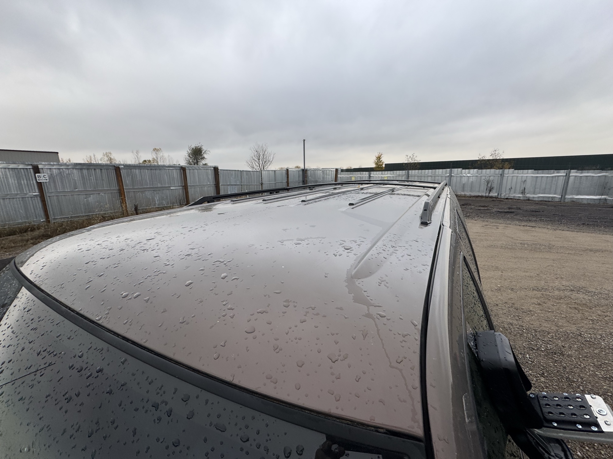 1997 chevrolet suburban k1500-4wd with 152445 miles for sale near Elk River, Minnesota 106866_11_roof.jpg