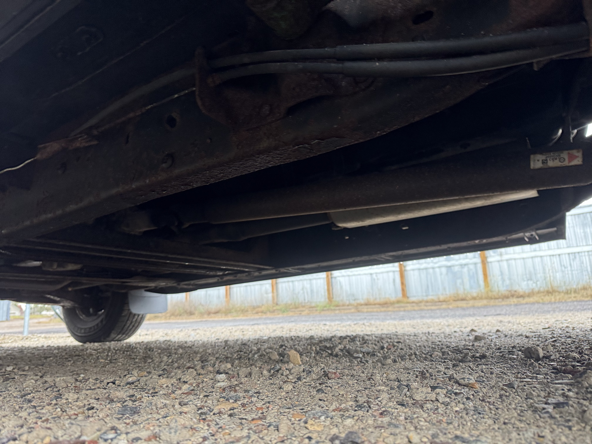 1997 chevrolet suburban k1500-4wd with 152445 miles for sale near Elk River, Minnesota 106866_18_undercar_rear_drv.jpg