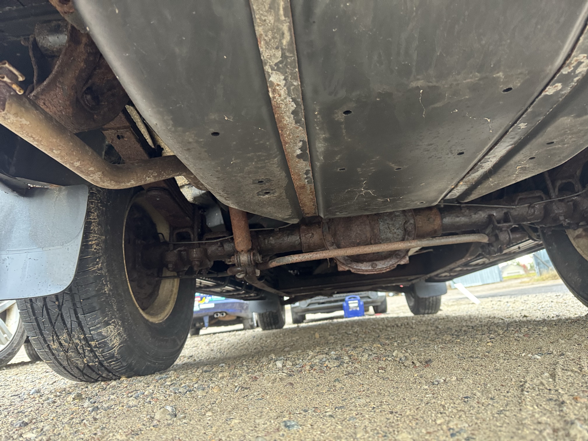 1997 chevrolet suburban k1500-4wd with 152445 miles for sale near Elk River, Minnesota 106866_19_undercar_rear.jpg